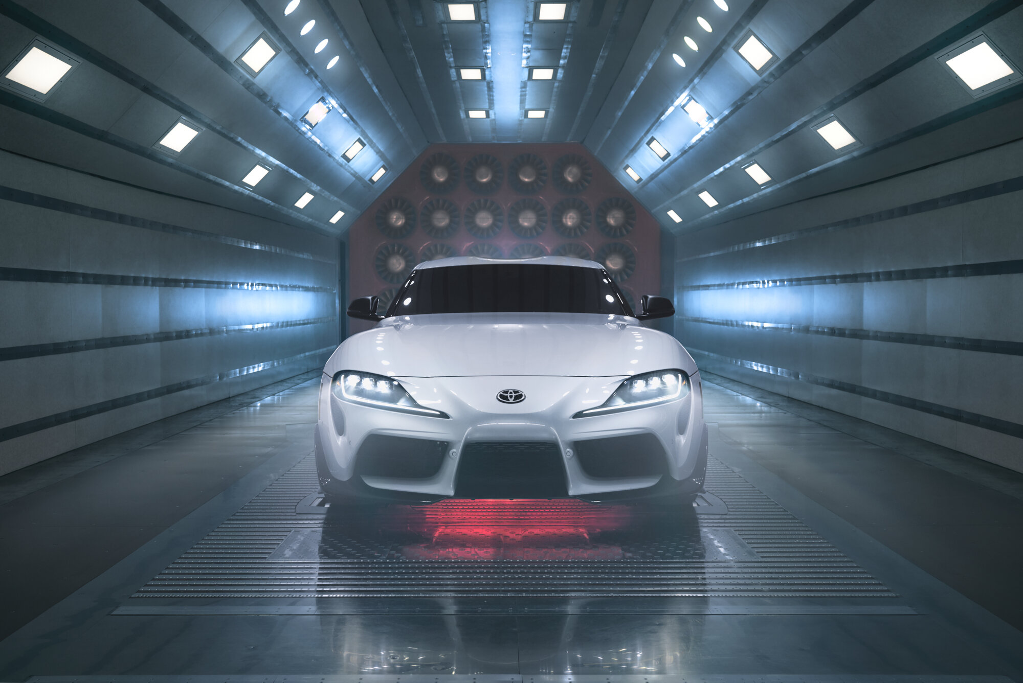 SS2210324-035C-Front_WindTunnel_0889.jpg