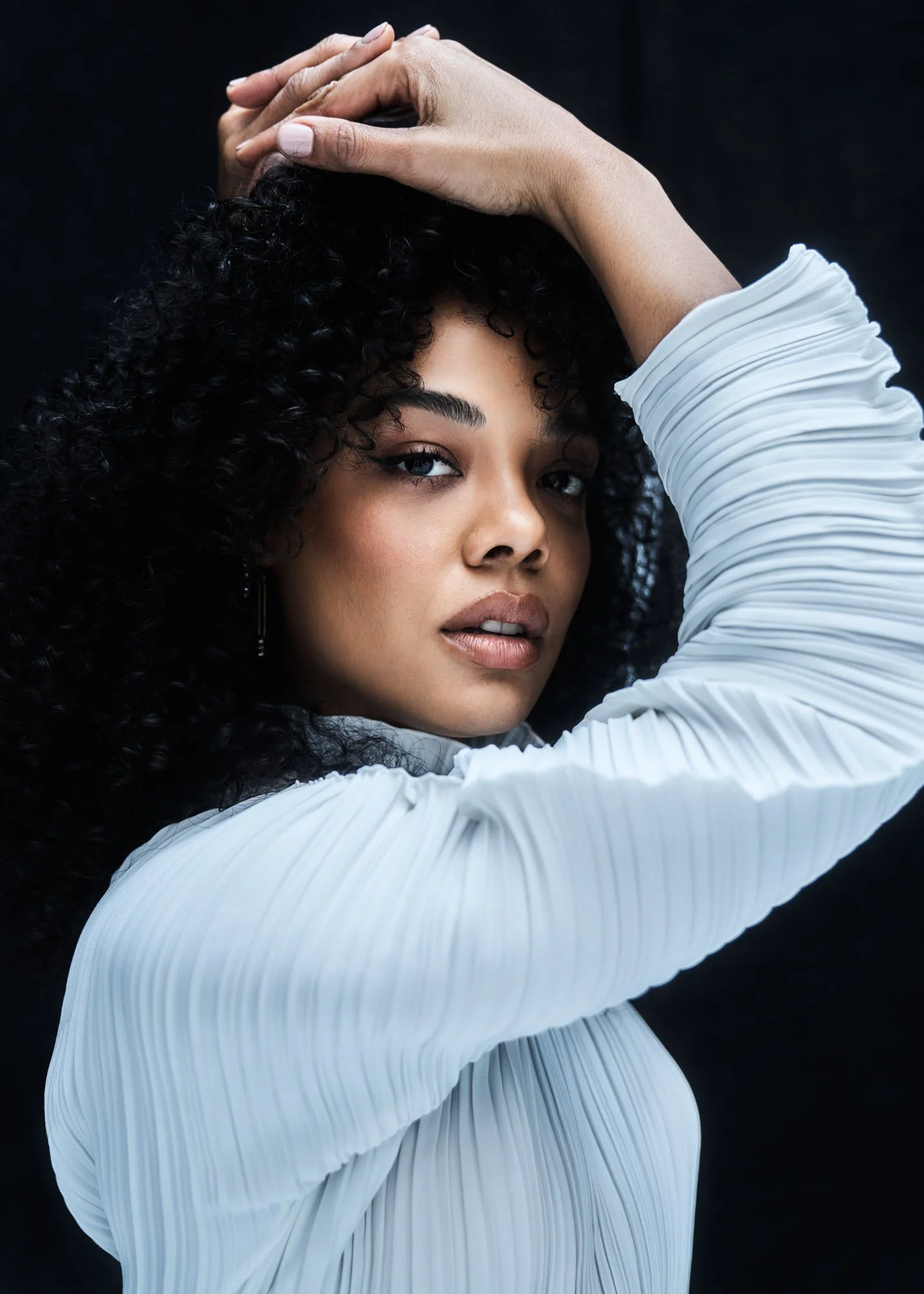 092521_BackStage_TessaThompson_1365.jpg