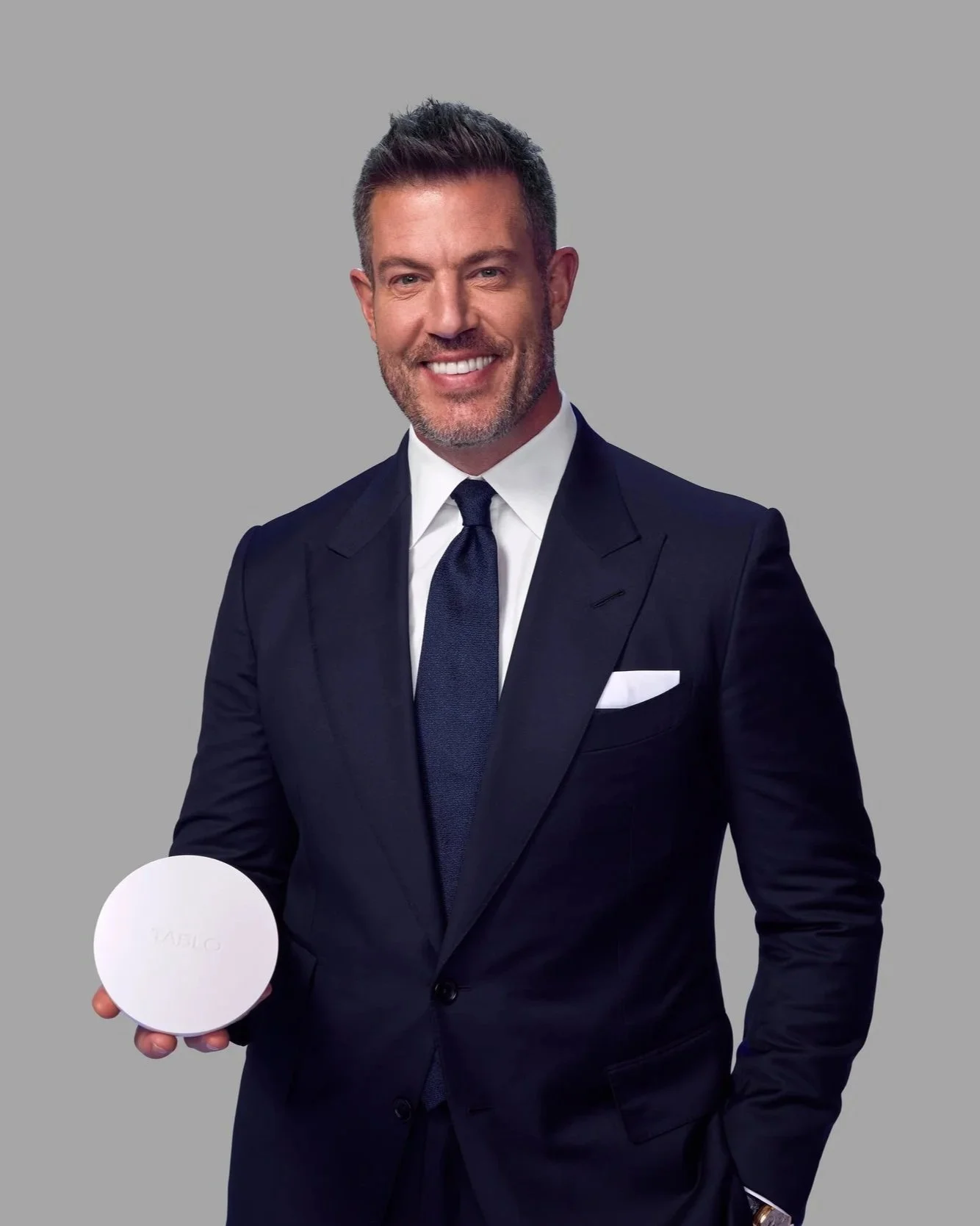 Tablo-TV-F2.0_030325_SEAMLESS_JESSE-A_0157-F.jpg