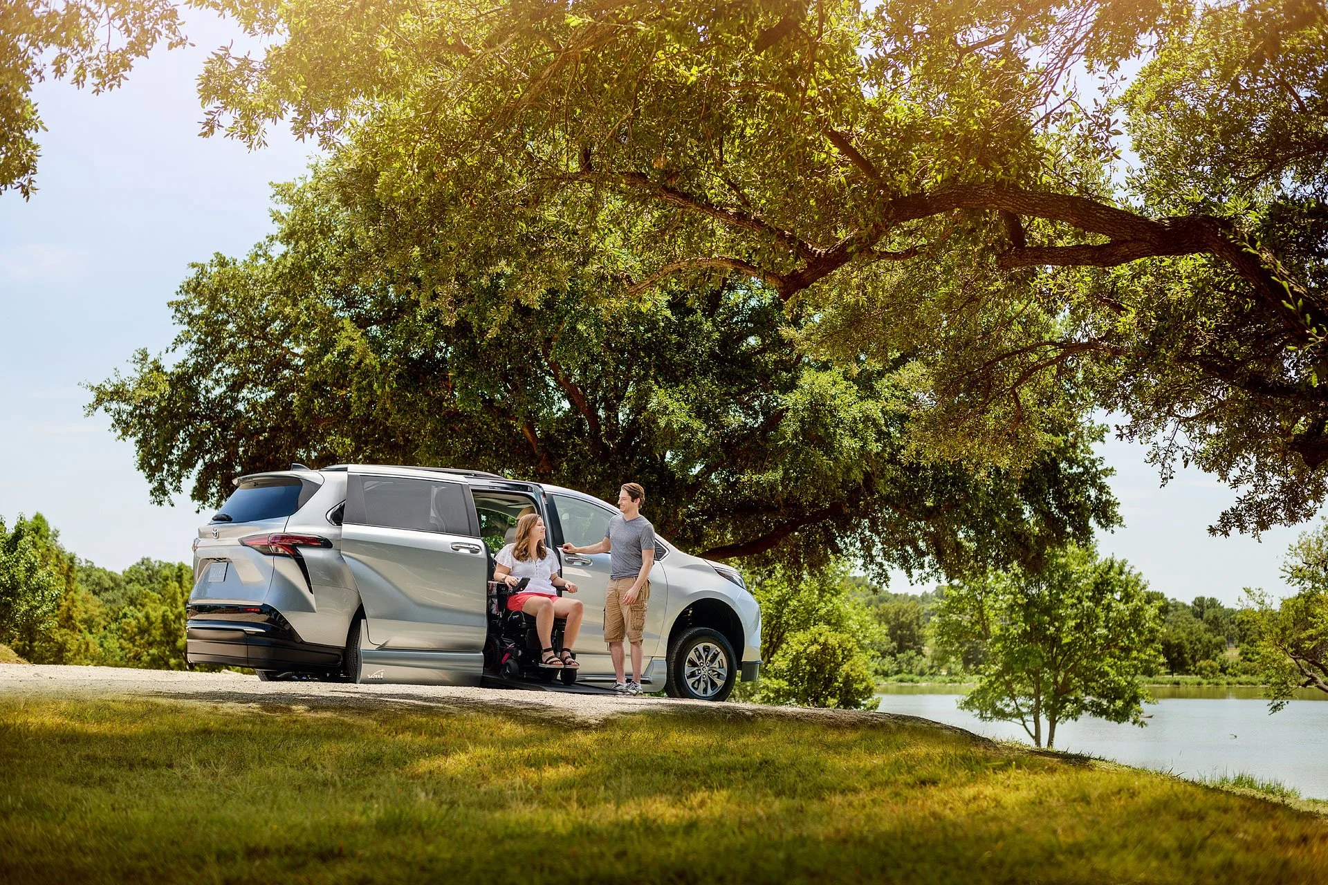 Toyota-USA-fleet-mobility-VMI-BraunAbility-dallas-commercial-automotive-photographer-texas-michigan-detroit13.jpg
