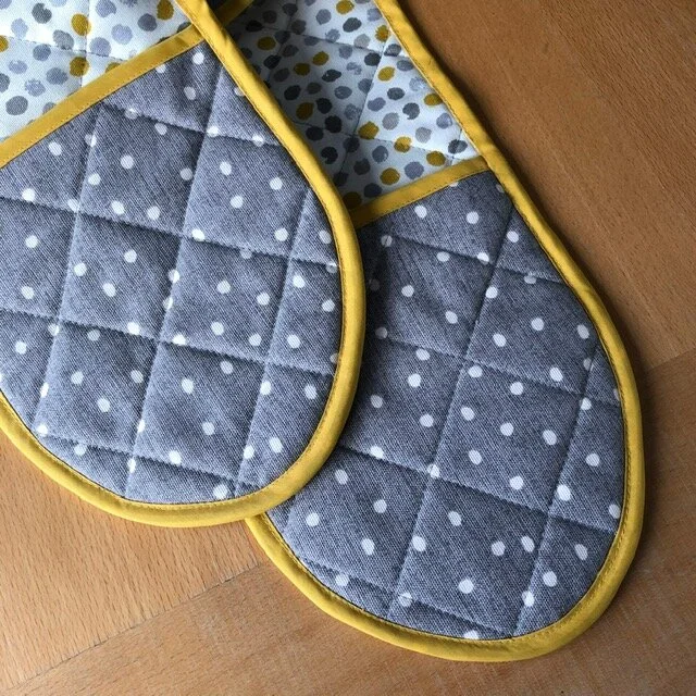 Make your own oven gloves!