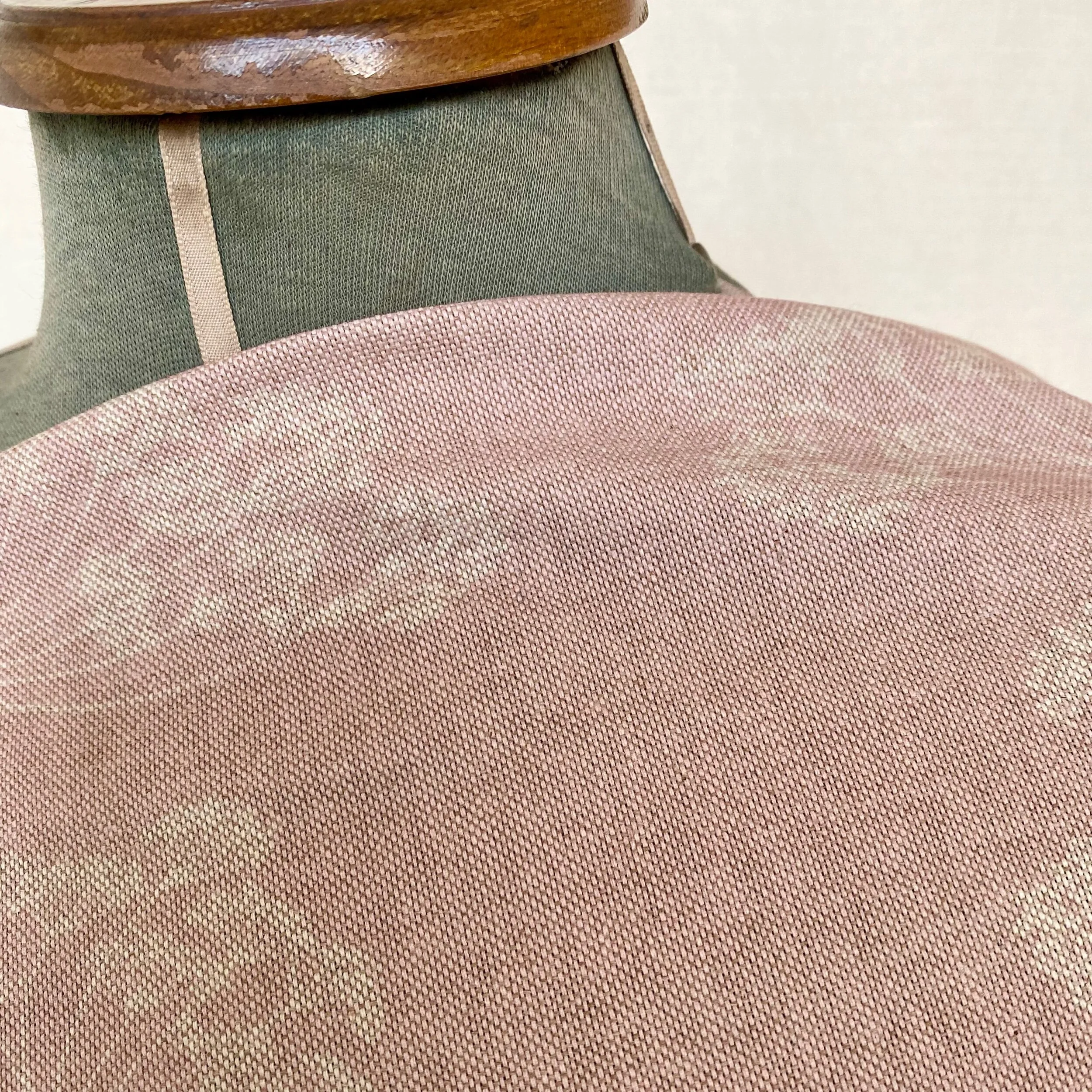 8870E106-EBA6-454A-A6F5-FA3BDB6E6DA3