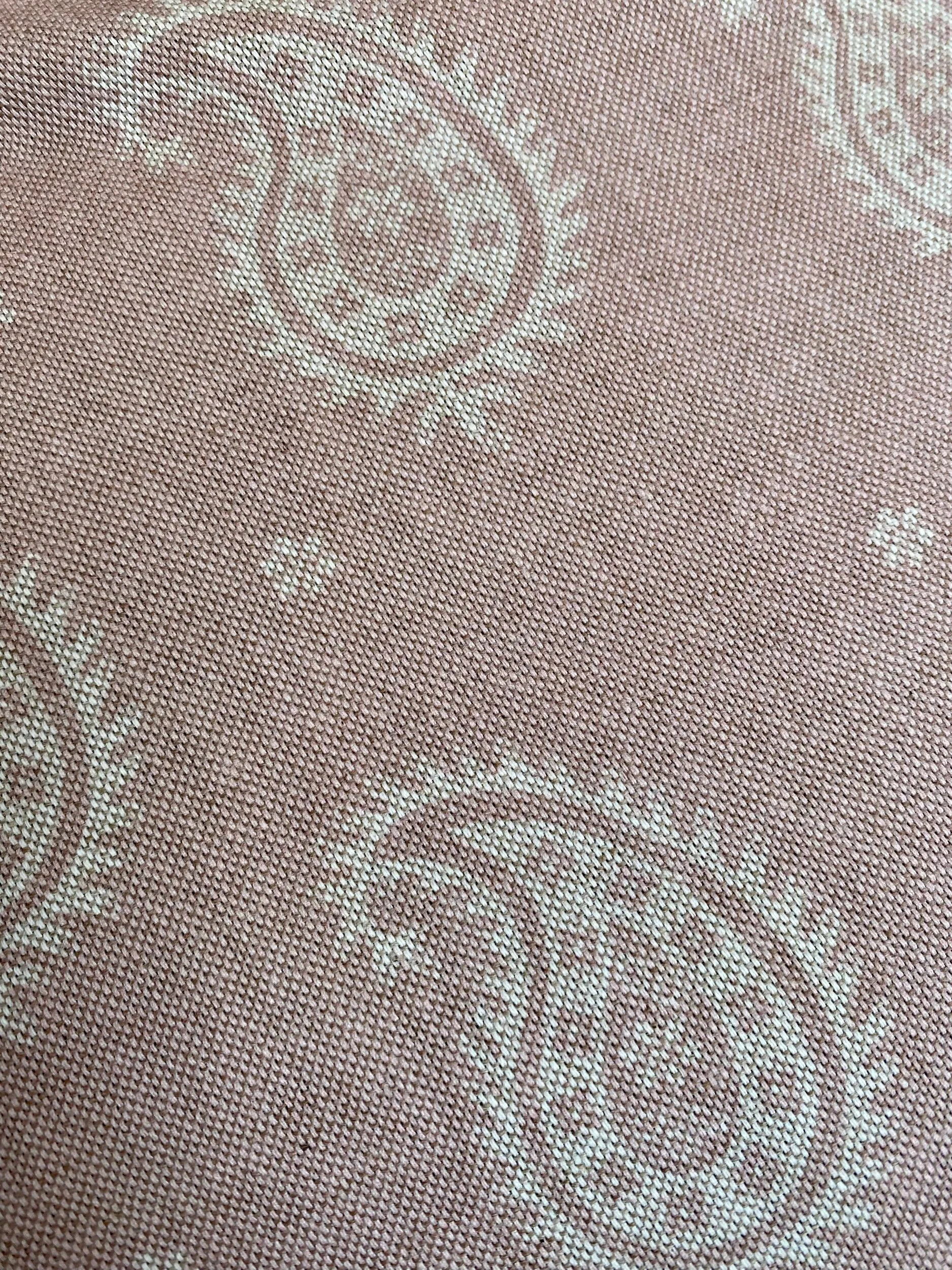 40F7717E-E861-45ED-8D40-557648F93118