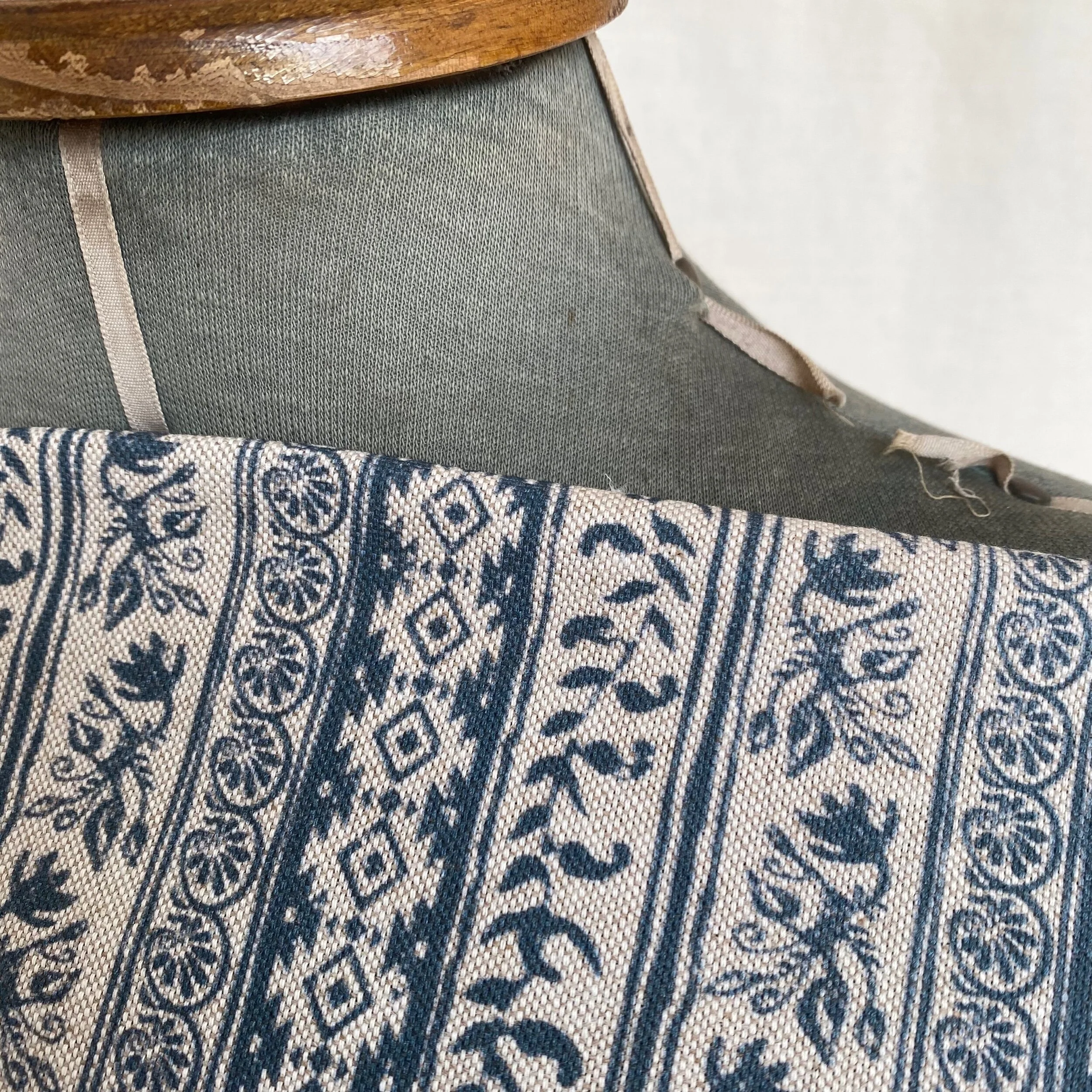 C89BD736-79D1-463A-B556-B93C424BE5CC