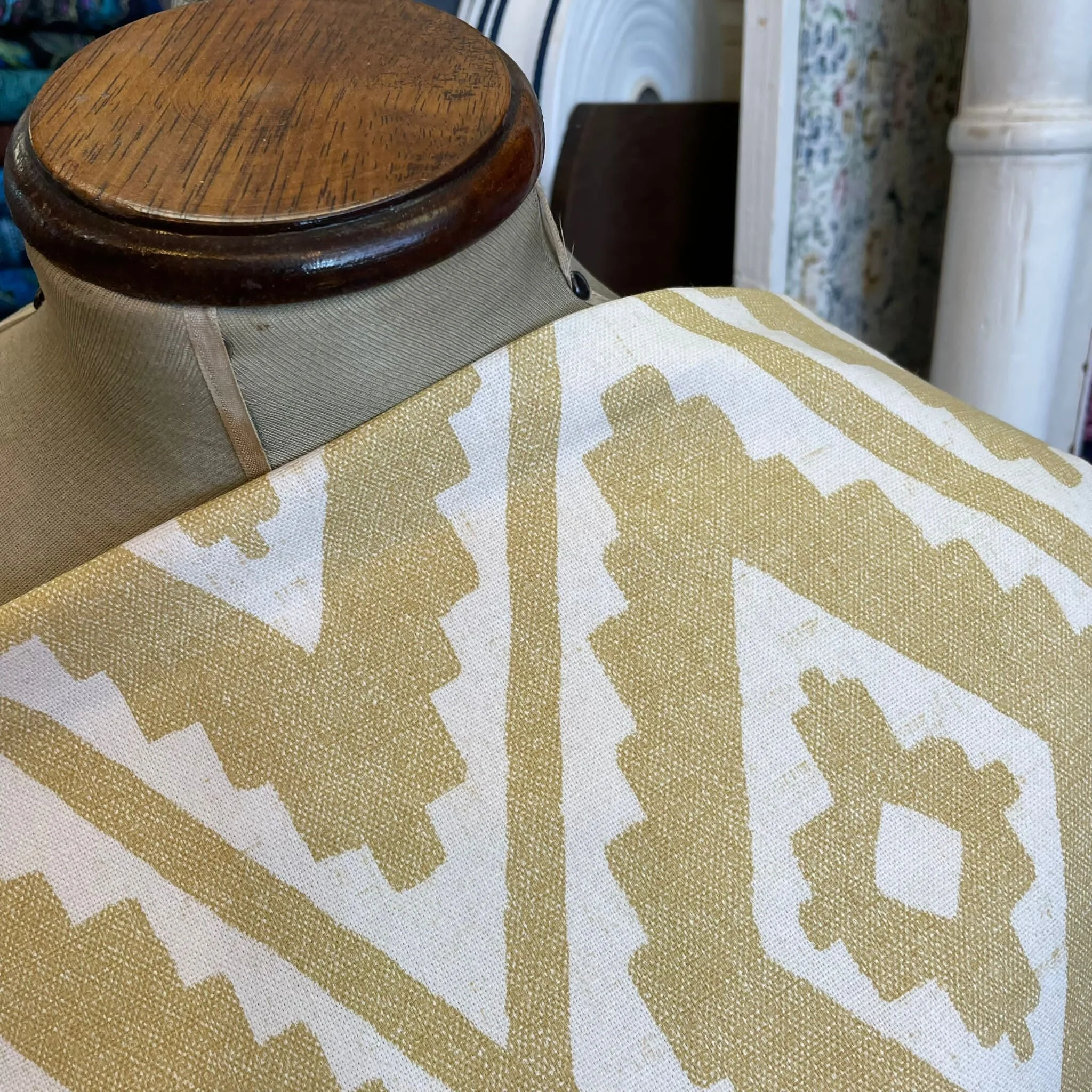 FC02B35F-5415-40EE-A0DA-89373524EE5E