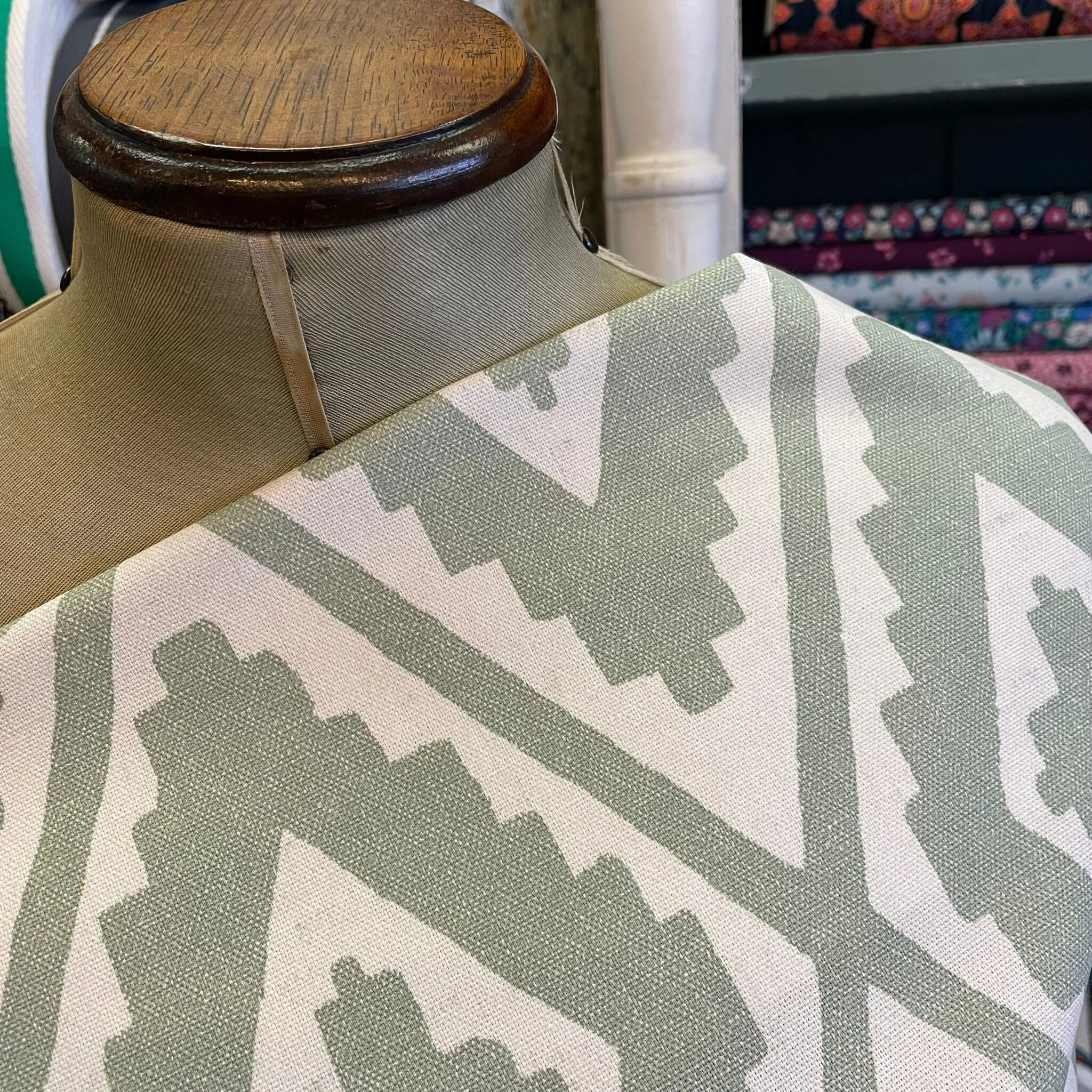 285EA216-FB3B-440F-A4A1-7A8948D045CF