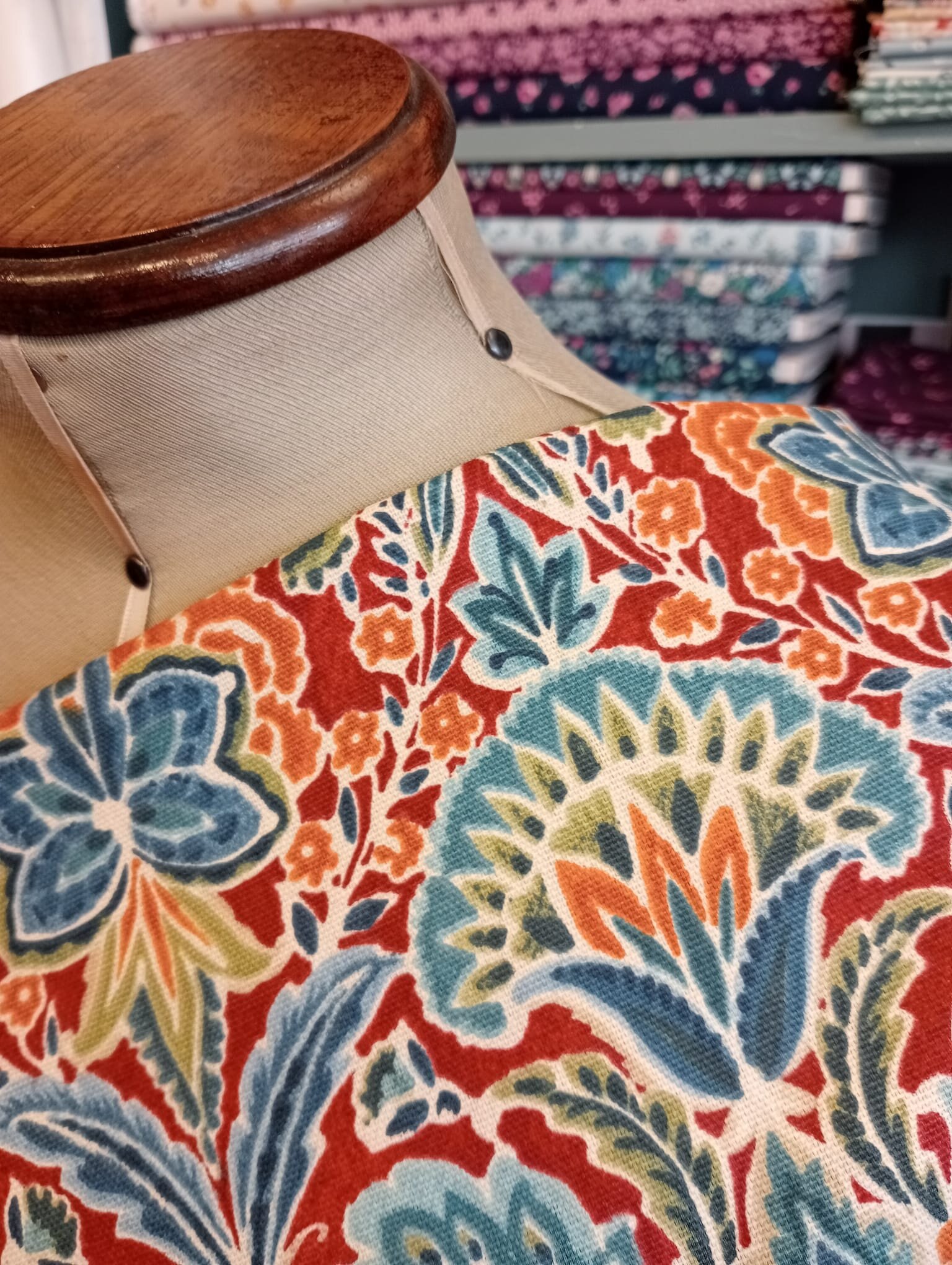 CAB52E7D-8728-4C06-8478-71B74F761178