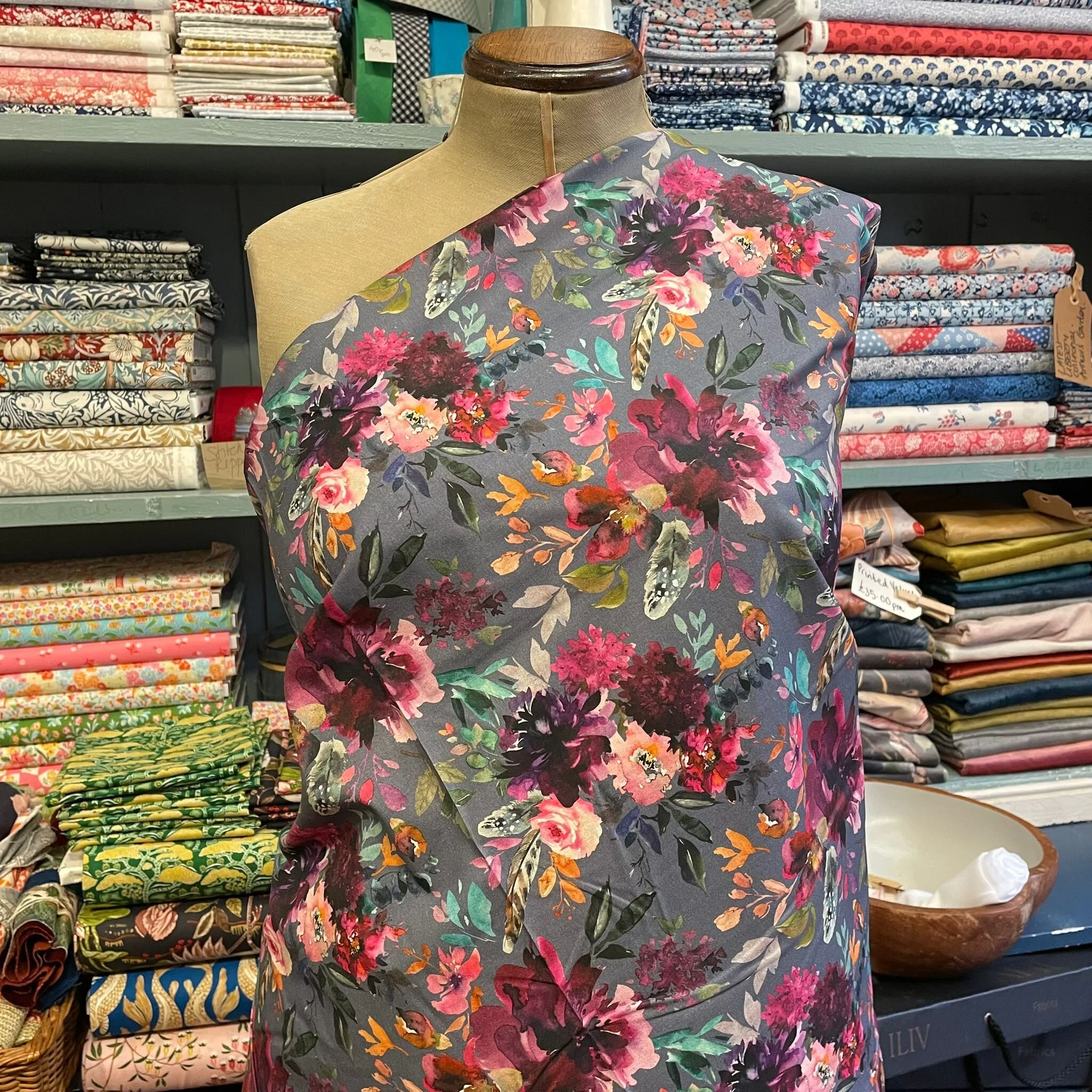 F60733BA-561A-4C24-A8F0-98E34883184E