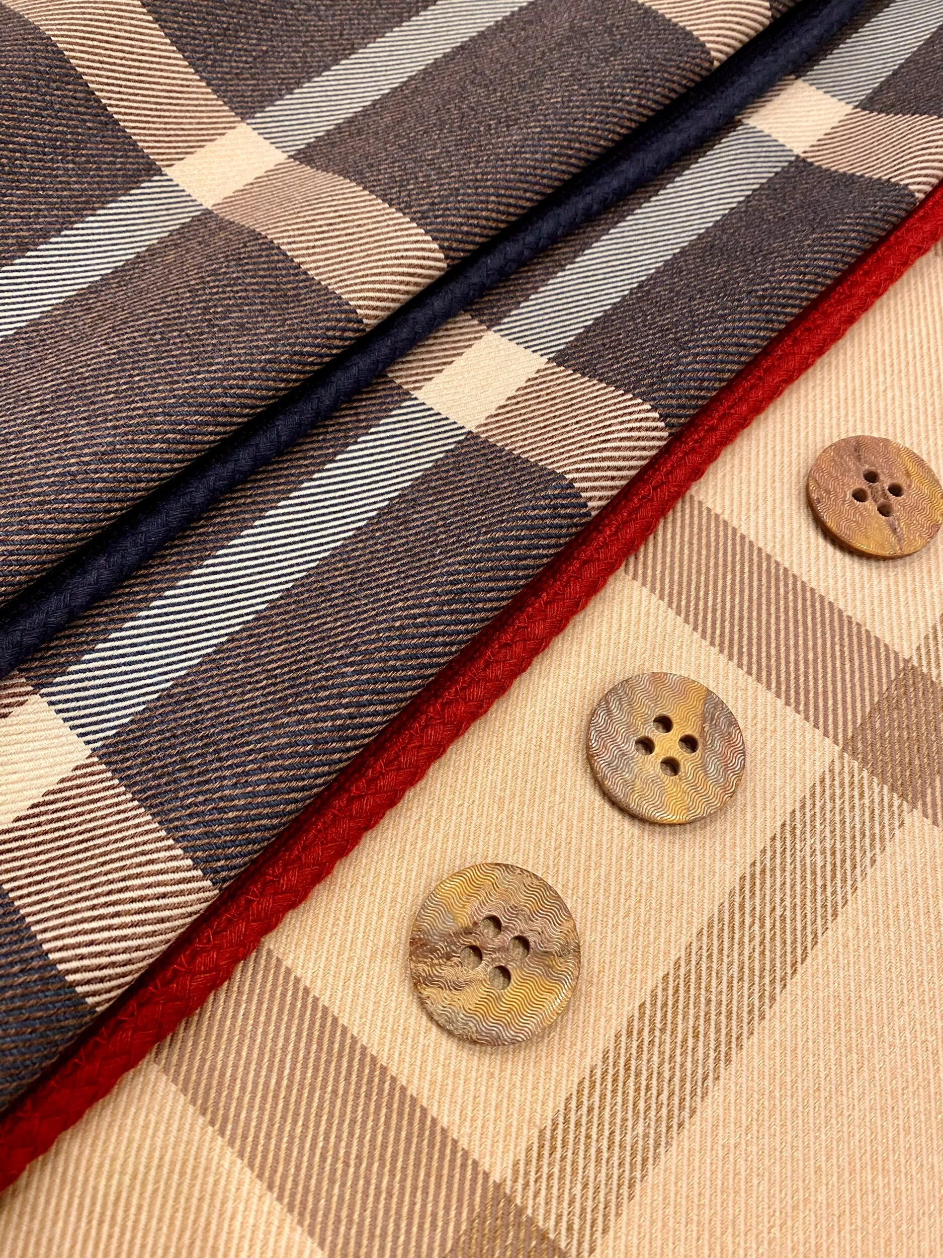 C2B34728-667F-4F37-88AE-D5972BB30545