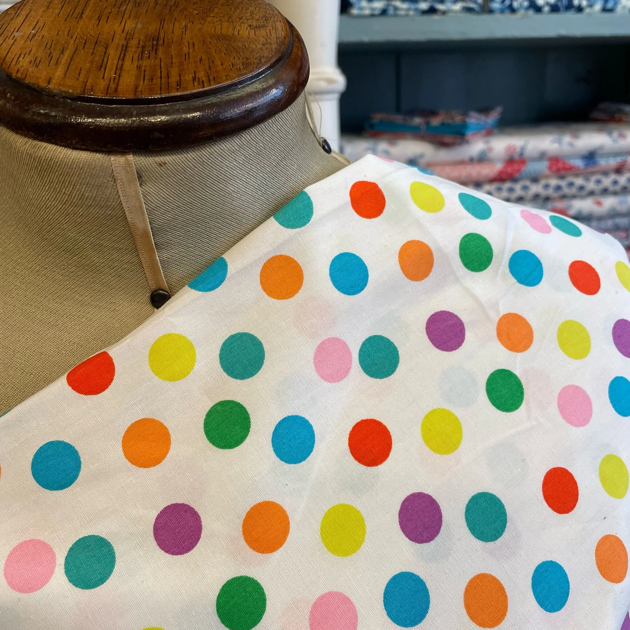 ECFD17E4-5090-415B-8C83-0707527C18CA