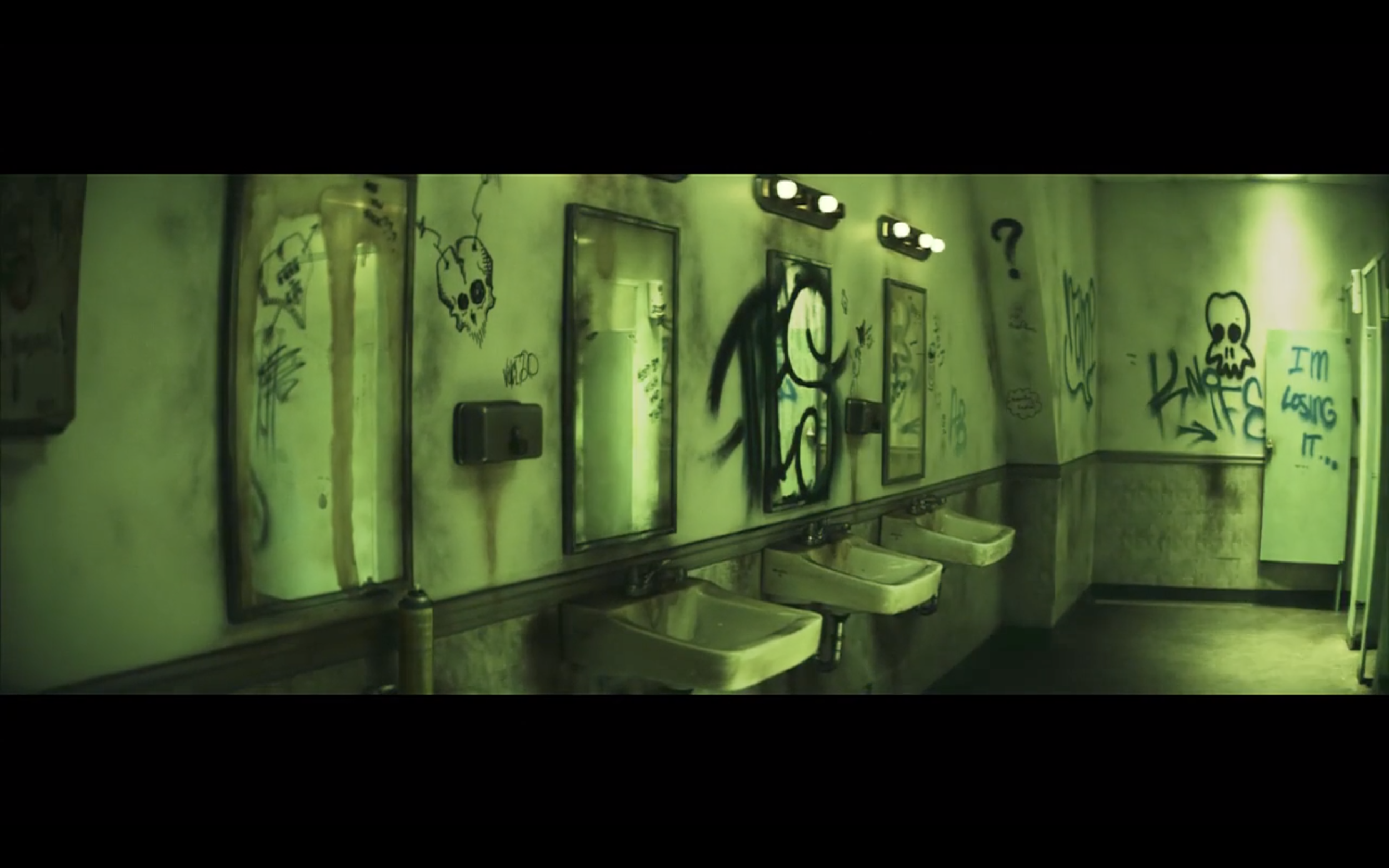 043_12MensRoom.png