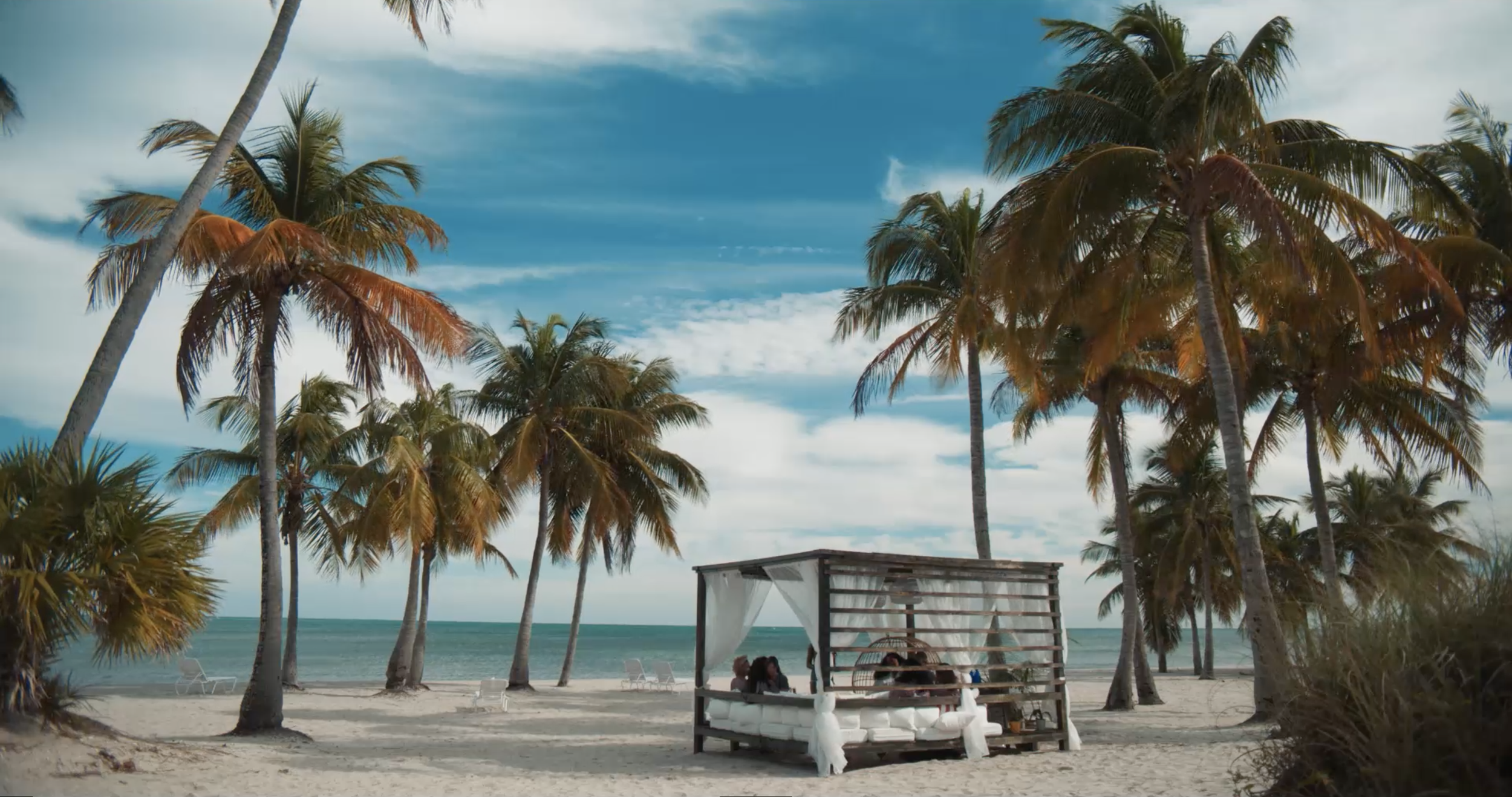 024_110_PrivateIslandSpa01.png