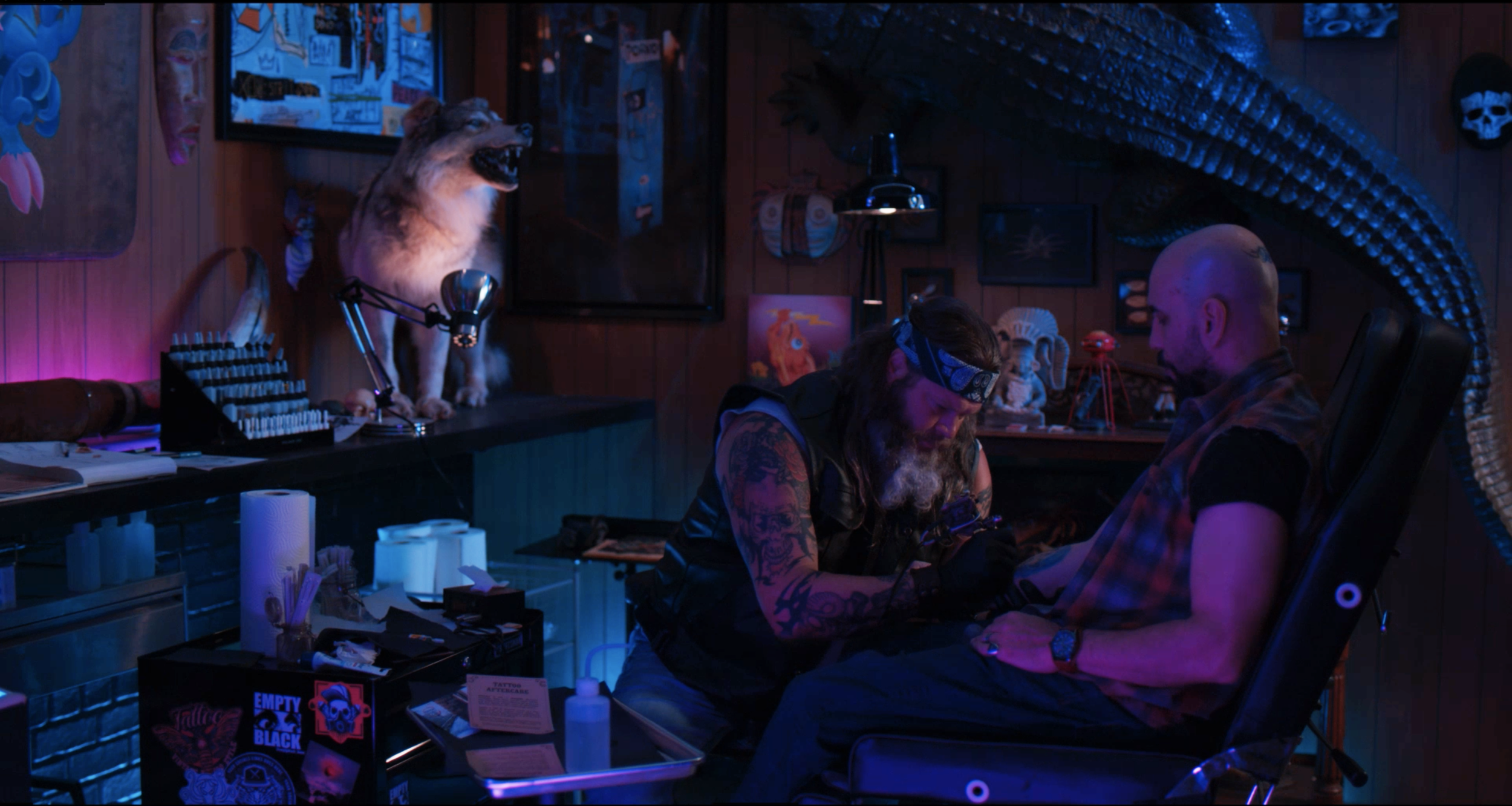 050_418_TattooShop06.png