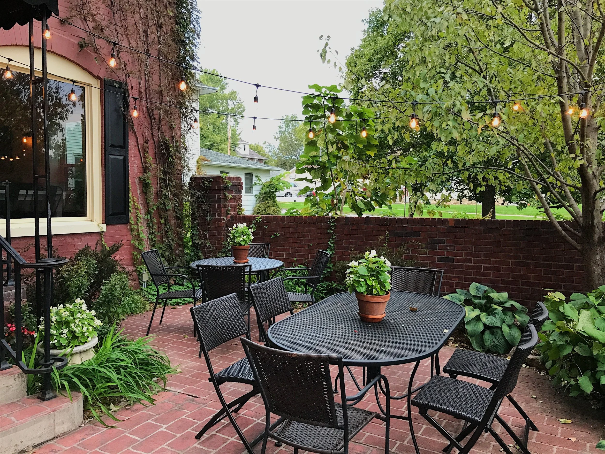 Patio 2.jpg