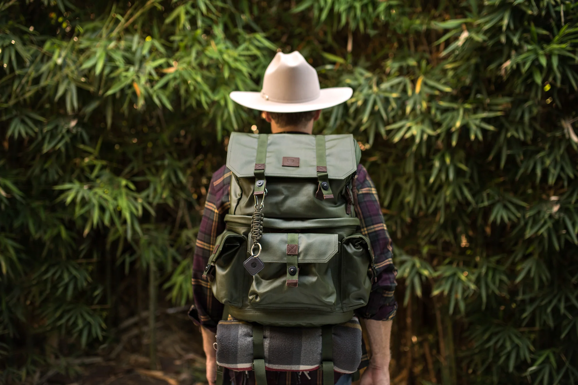 lores_Sport_Backpack_Outdoor3.jpg
