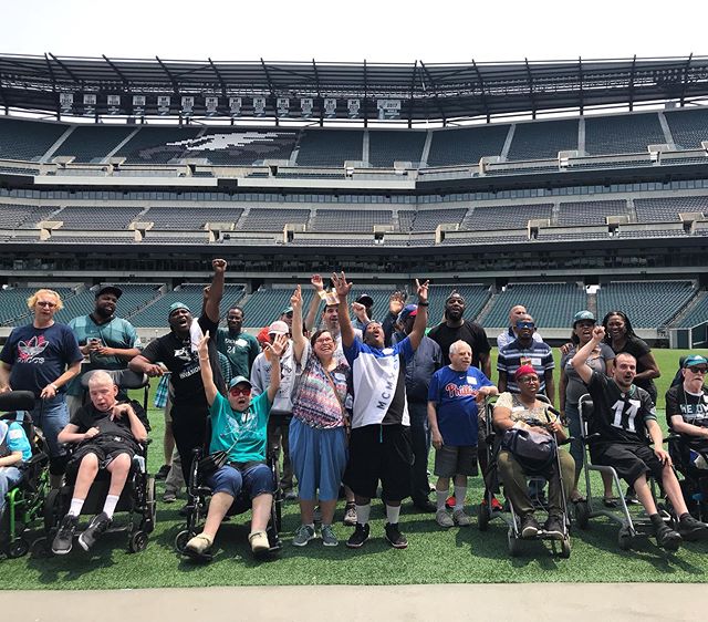 Tour of the Eagles Stadium 🦅!