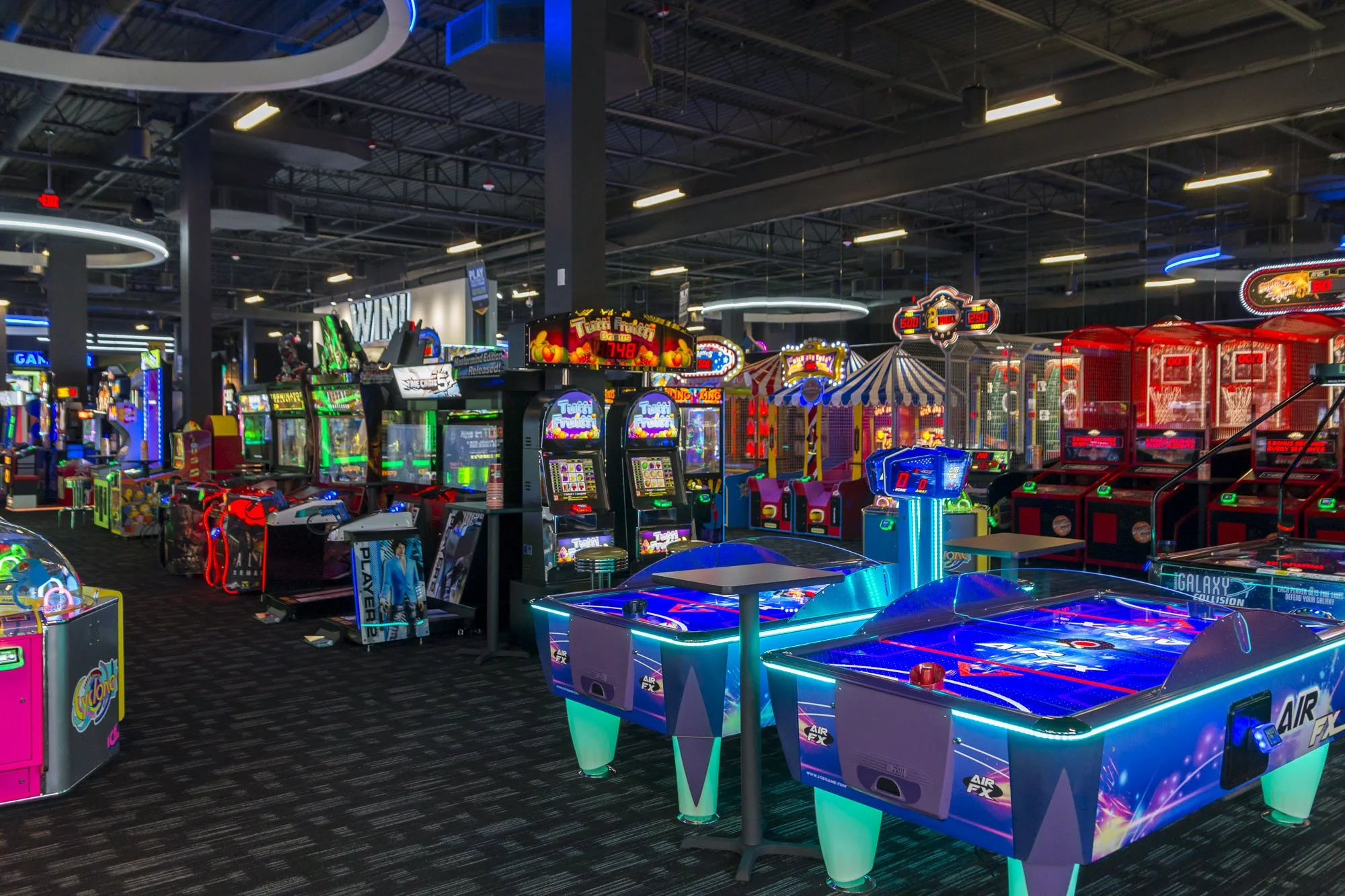 Dave and Busters.jpg