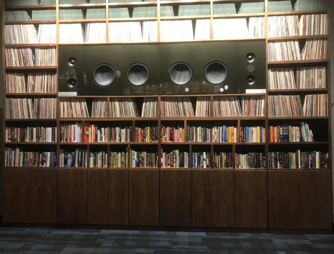 Get your groove on: Memphis Listening Lab drops needle at Crosstown Concourse