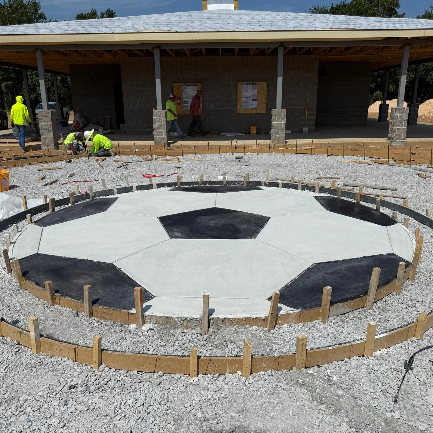 ⚽ GOAAALLLLLLL! ⚽

Our crews are busy bringing their craftsmanship to life at the George Harrison Soccer Municipal Complex in Olive Branch. This custom, concrete soccer ball design will serve as a striking centerpiece for the many tournaments and mem