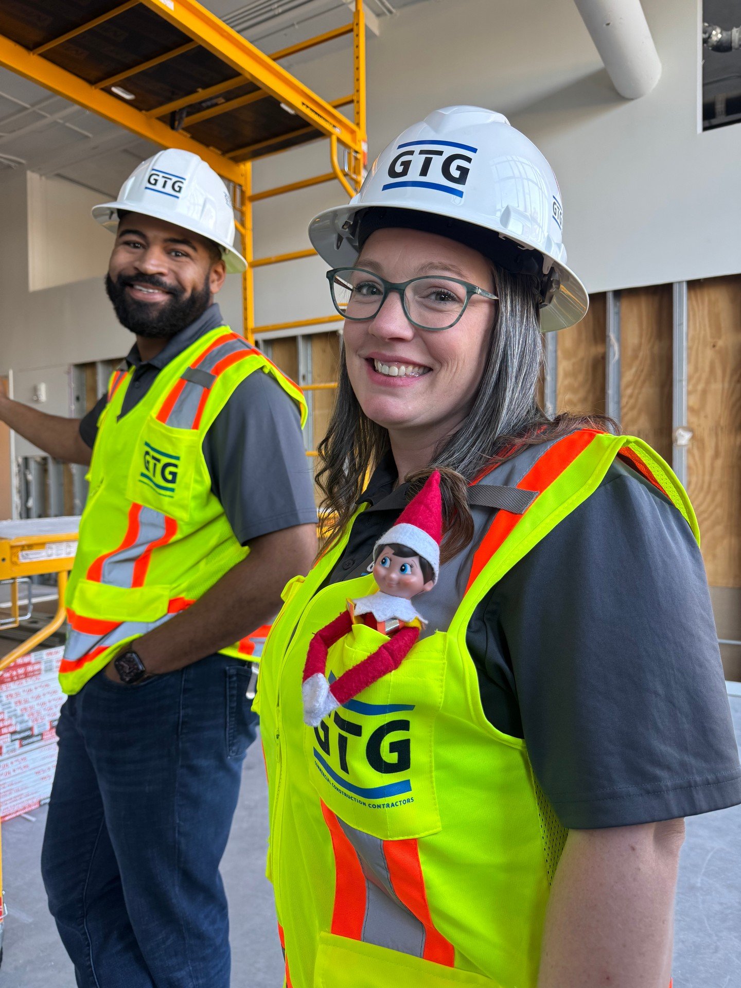 Curley isn&rsquo;t just here for the holiday fun. He&rsquo;s also on official elf business. 👀🎄

Our office elf paid a visit to one of our many projects at Crosstown Concourse, hanging out with the crew and making sure everything is running smoothly