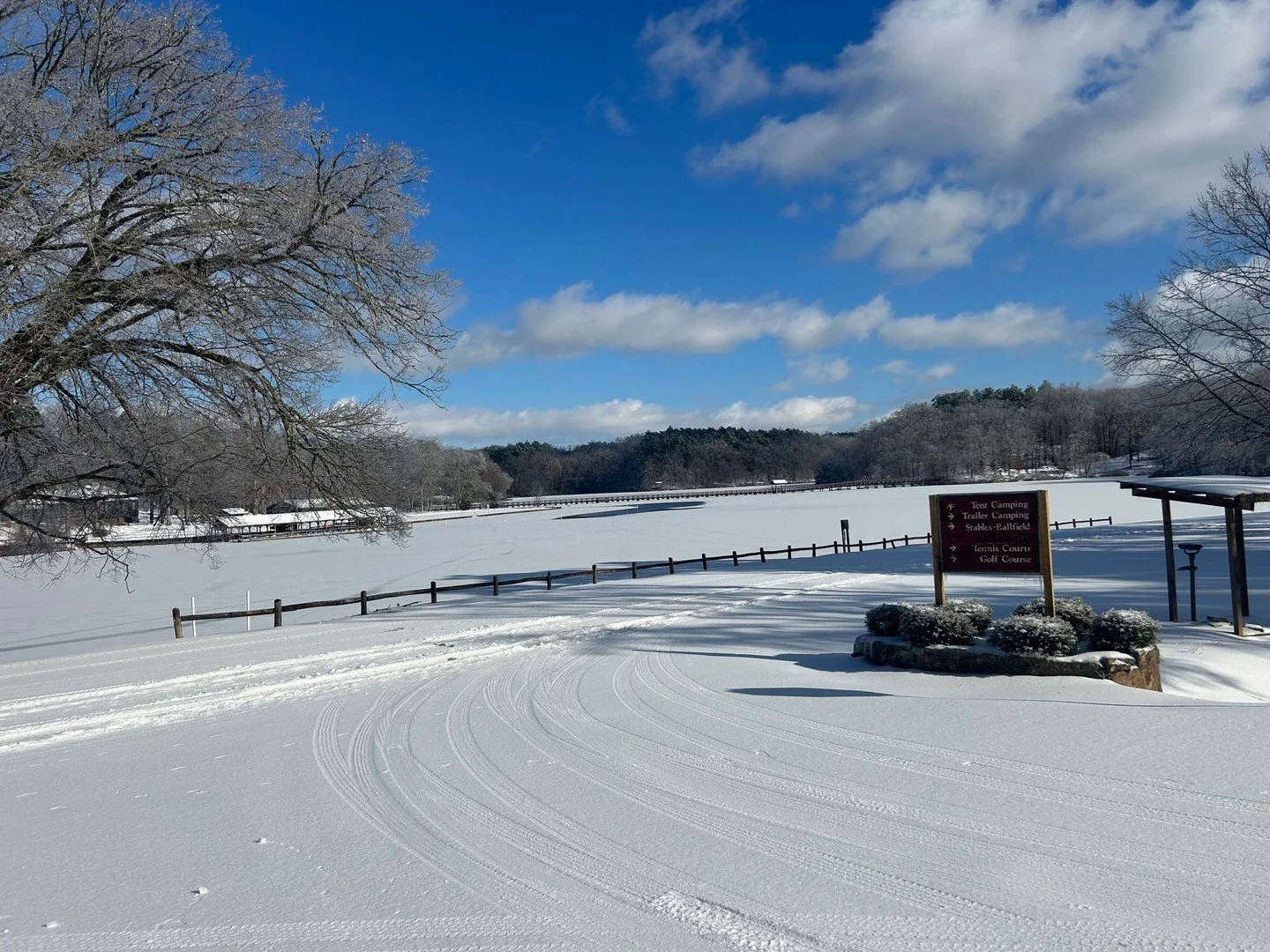 It may look like a winter postcard now&hellip; ❄️
But exciting campground improvements are underway at Chickasaw State Park. Can&rsquo;t wait to see campers enjoy these spaces in every season.

#GrinderTaber #construction #commercialcontractor #newco