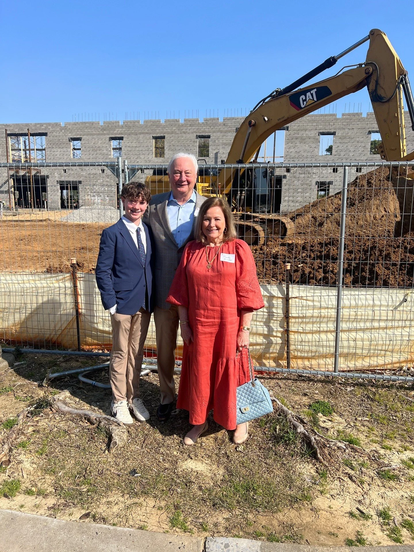 Grandparents Day at MUS&hellip; with a little job oversight mixed in 👷&zwj;♂️

Fred Grinder and his wife, Brenda, spent time on campus with one of our active projects as the backdrop. Even on a special day, it&rsquo;s hard not to keep an eye on the 