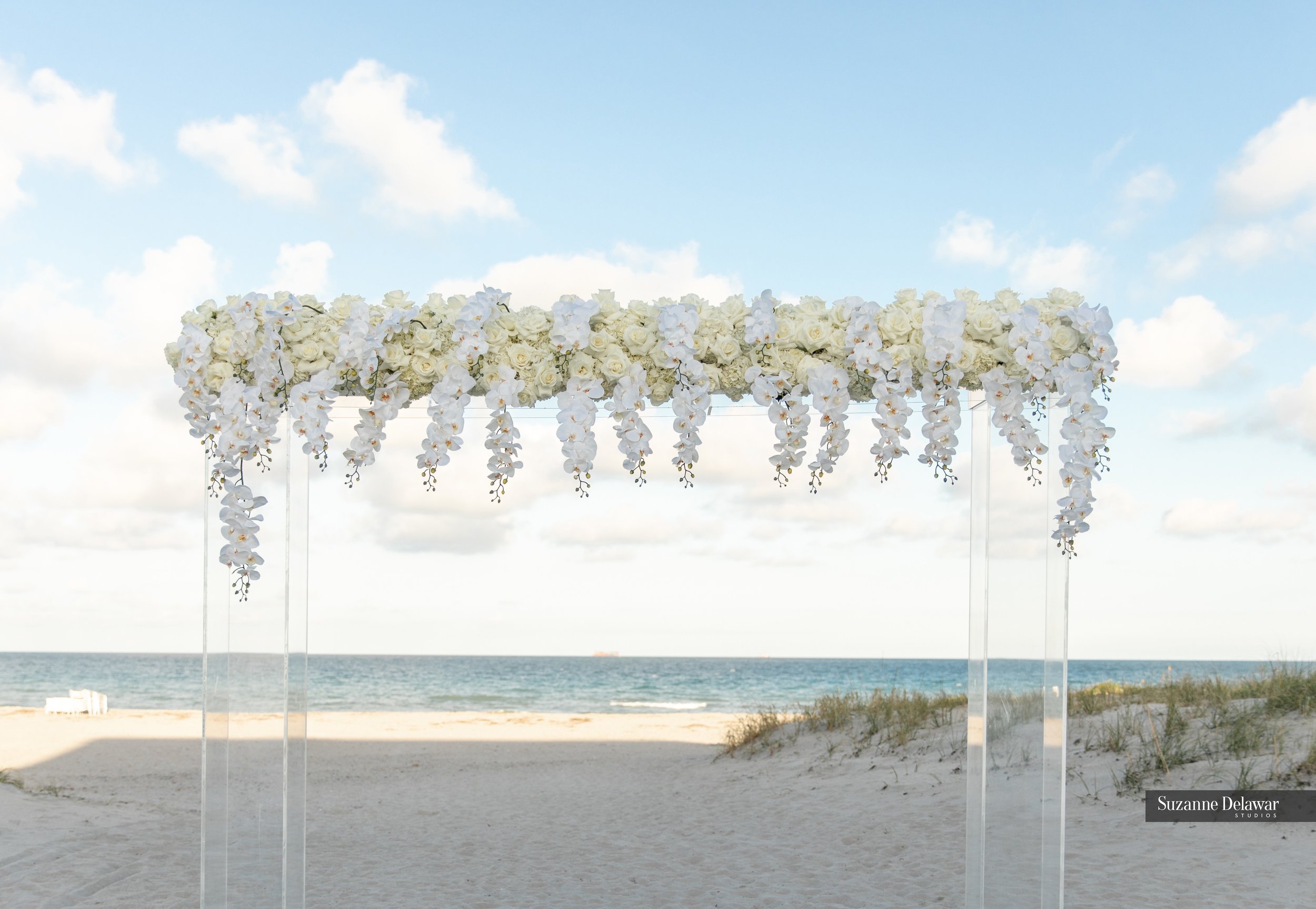 Seagate Beach Club__chuppah on the beach.jpg