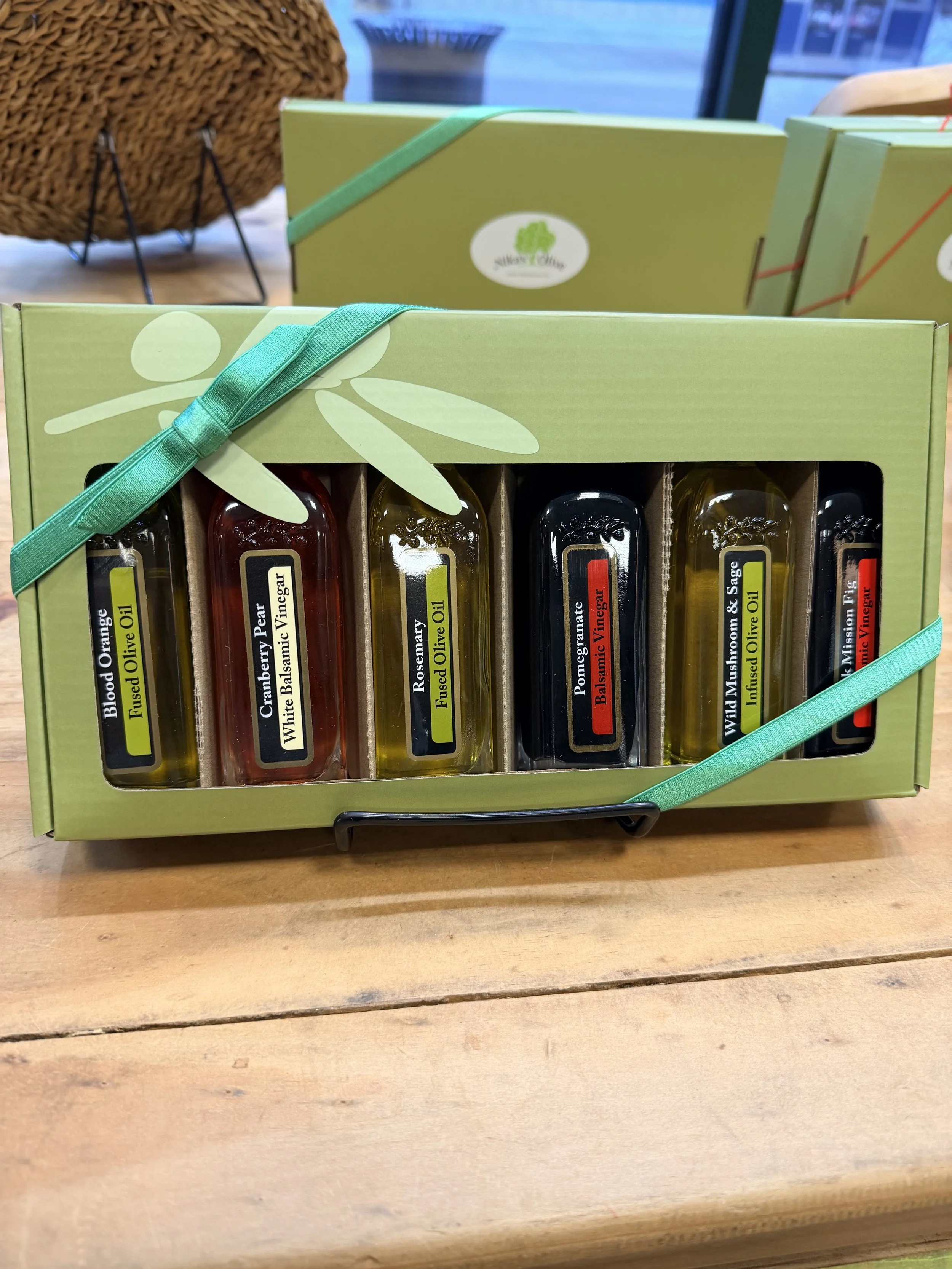 Holiday Hosting Favorites - 6pk Gift Set