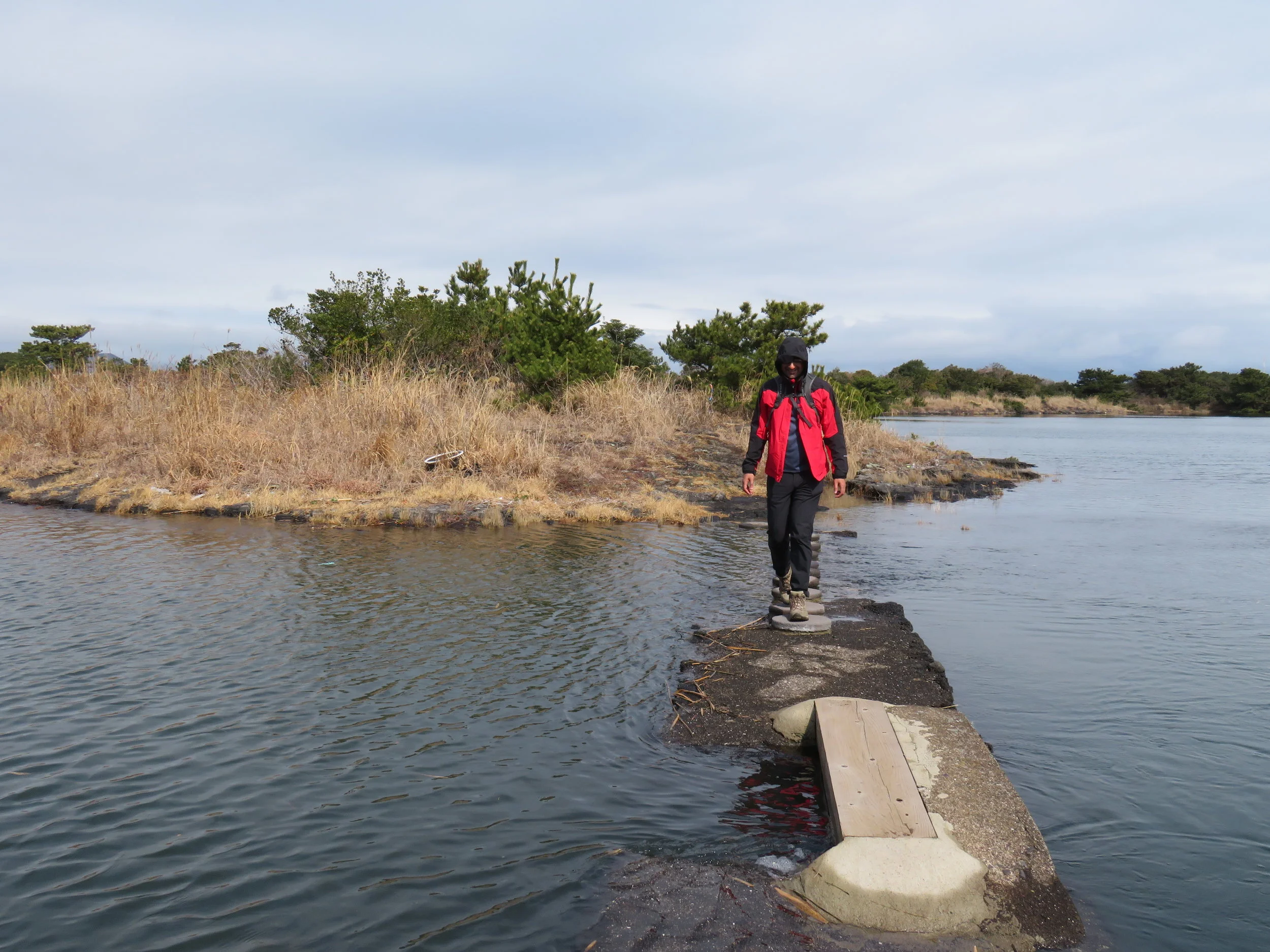 Hiking along the lake on section 2.