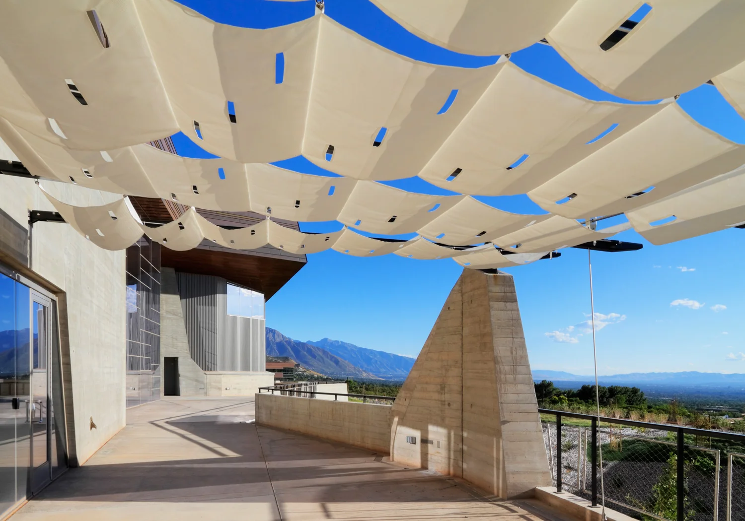 NHMU5.jpg
