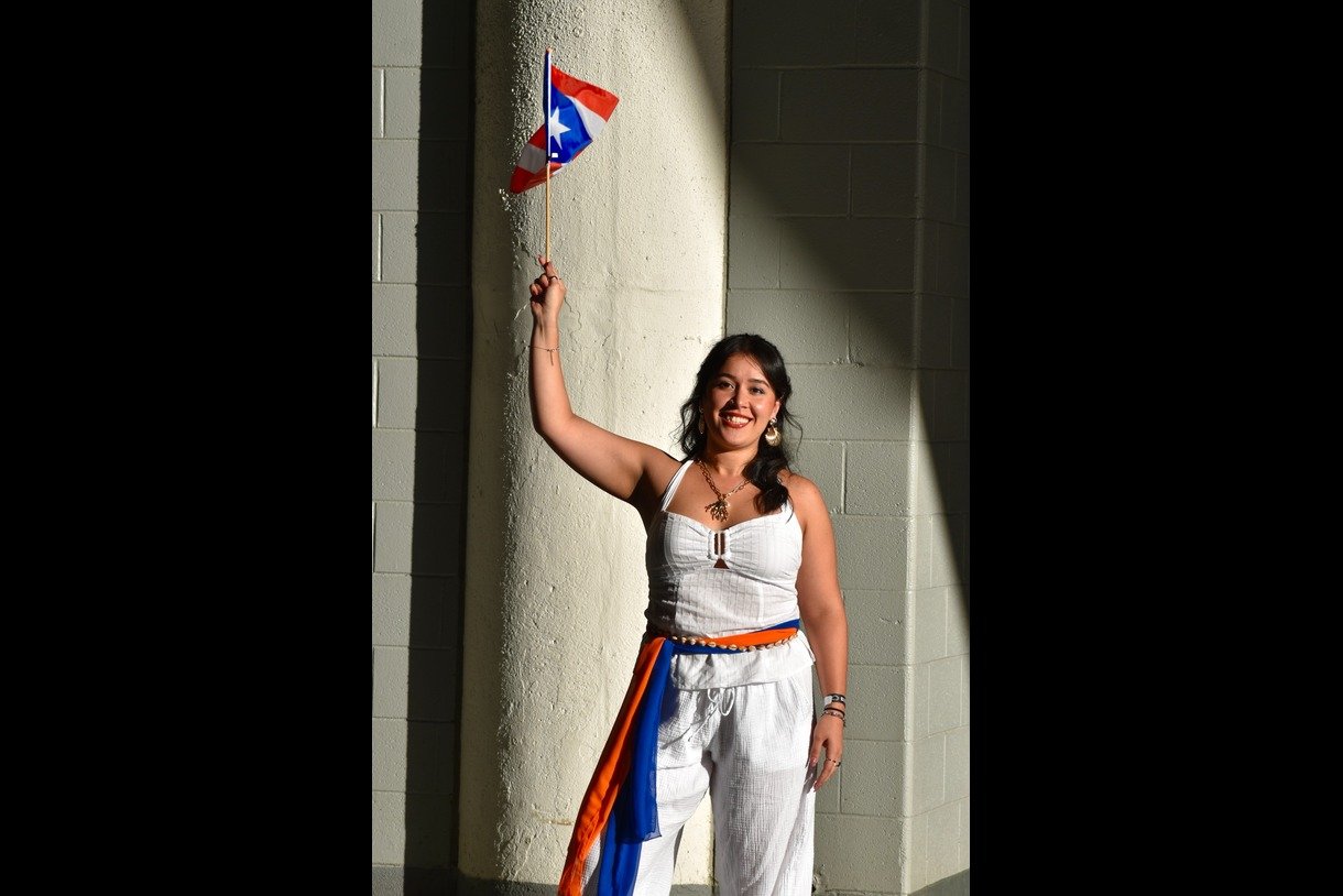 Columbia Dance Group Mi Gente Brings Rhythm and Heritage to Soldier Field