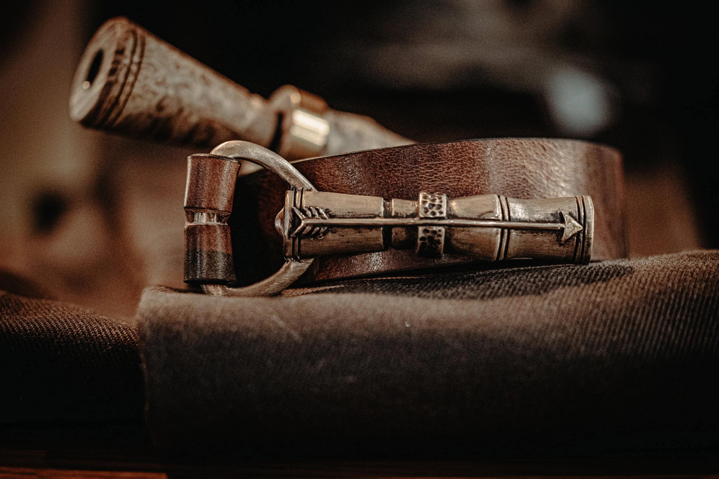 Raggio Duck Call / Arrow Belt Buckle