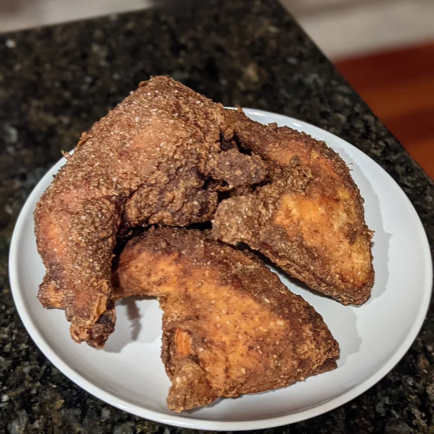 I've been practicing/experimenting with deep frying lately. After a couple of forgettable batches, I'm finally getting the hang of it! 😁 Testing out a recipe for Caribbean Jerk Fried Chicken! 🍗 This batch actually turned out pretty well! 🙌 #Foodie