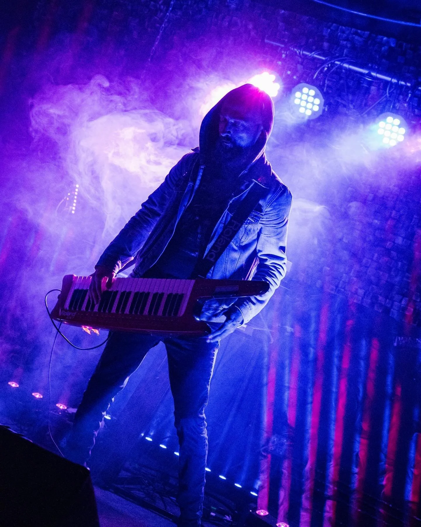 TOMORROW. I&rsquo;m back at Boggs Social, but this time leading off a night of prog and power metal. Come early to get your geek on with me!
6/1 Boggs Social w/ Sight of Theia, Neon Warlords, Varanger (FL)
$10 ADV | $15 DOS | 8PM | 21+
Tix in bio.
📷