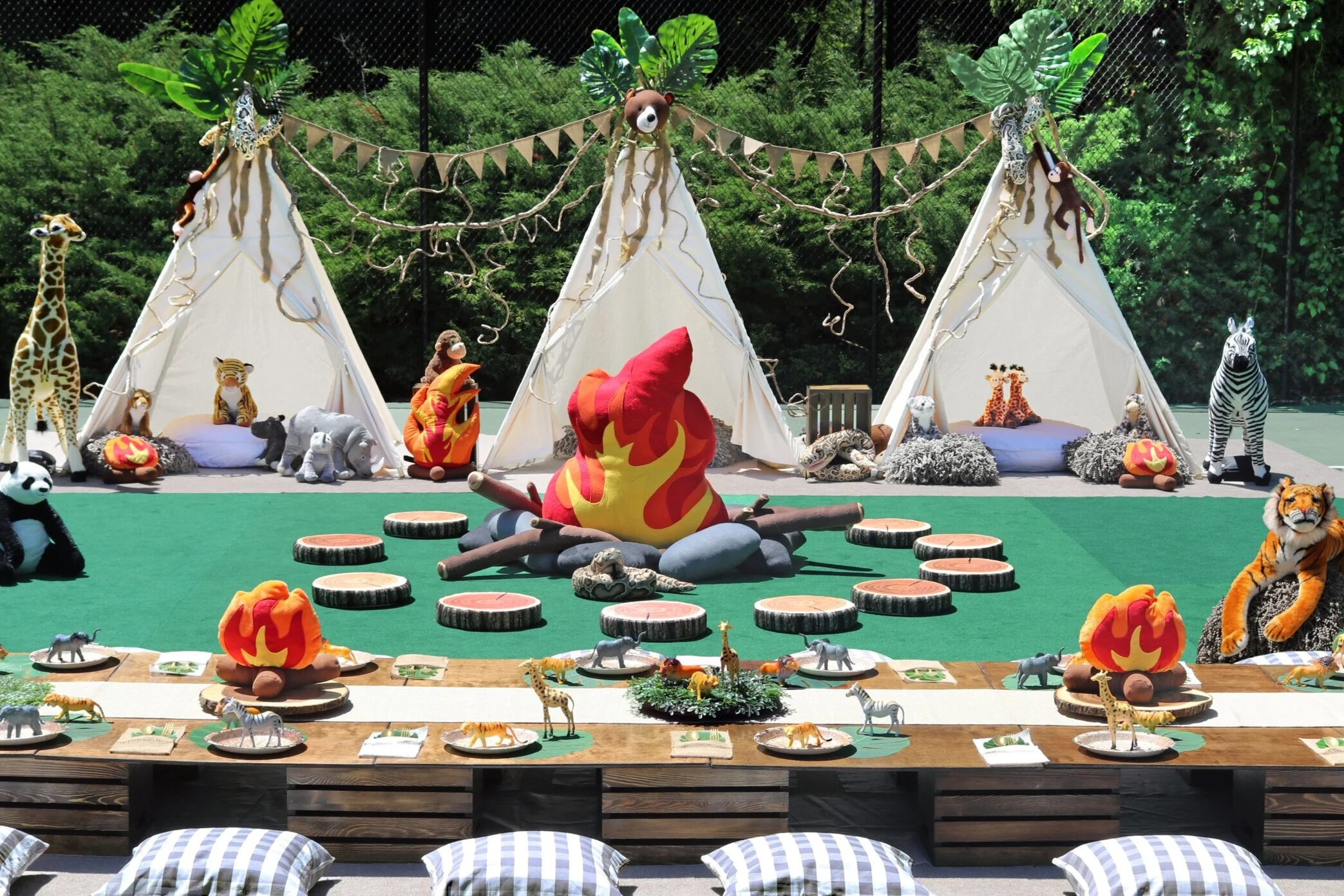 Outdoor Picnic Rentals