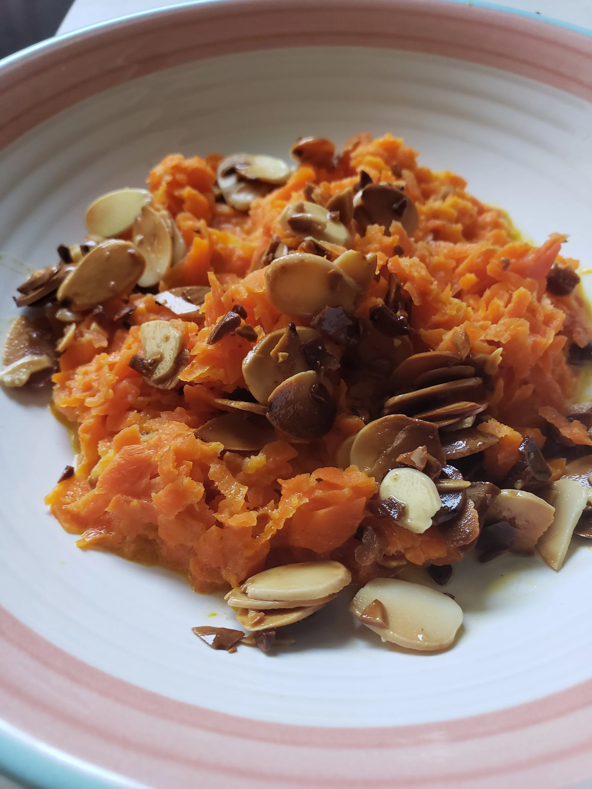 carrothalwal_almonds.jpg