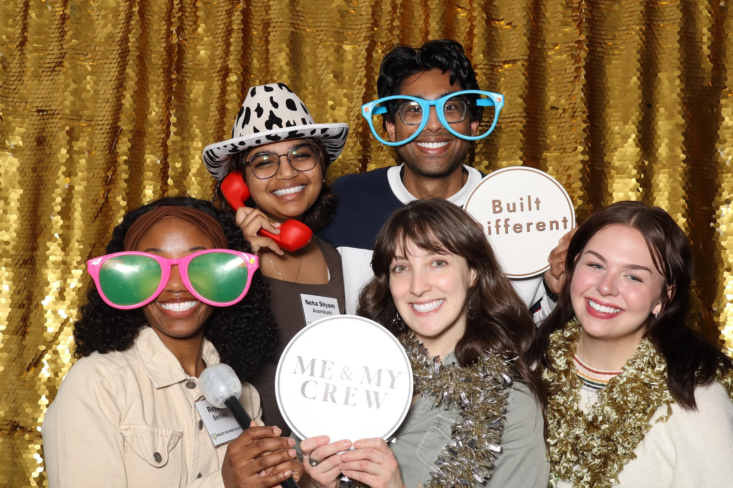 minneapolis-photo-booth-rental-gold-sequin-fun.jpg.jpg