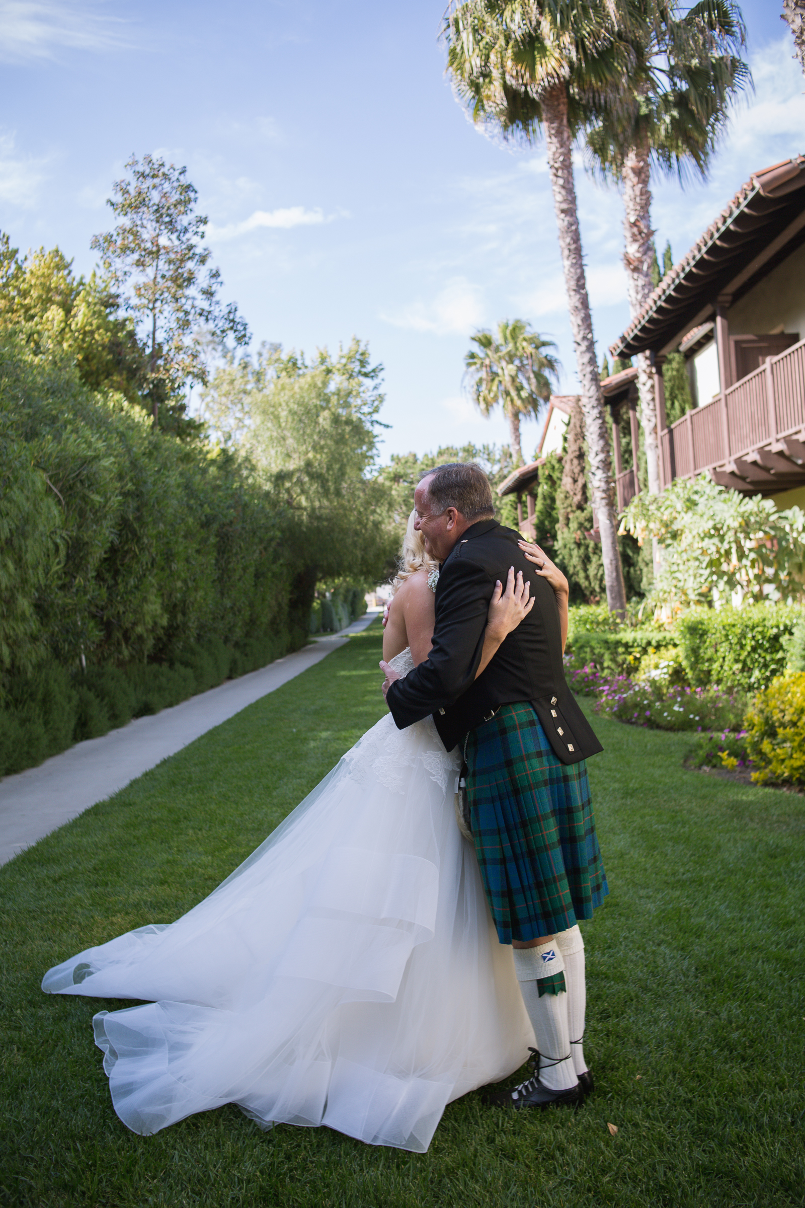 Scotland Wedding Photography with Kilt Wedding Outfit by Destination Wedding Photographers Blessed Weddings