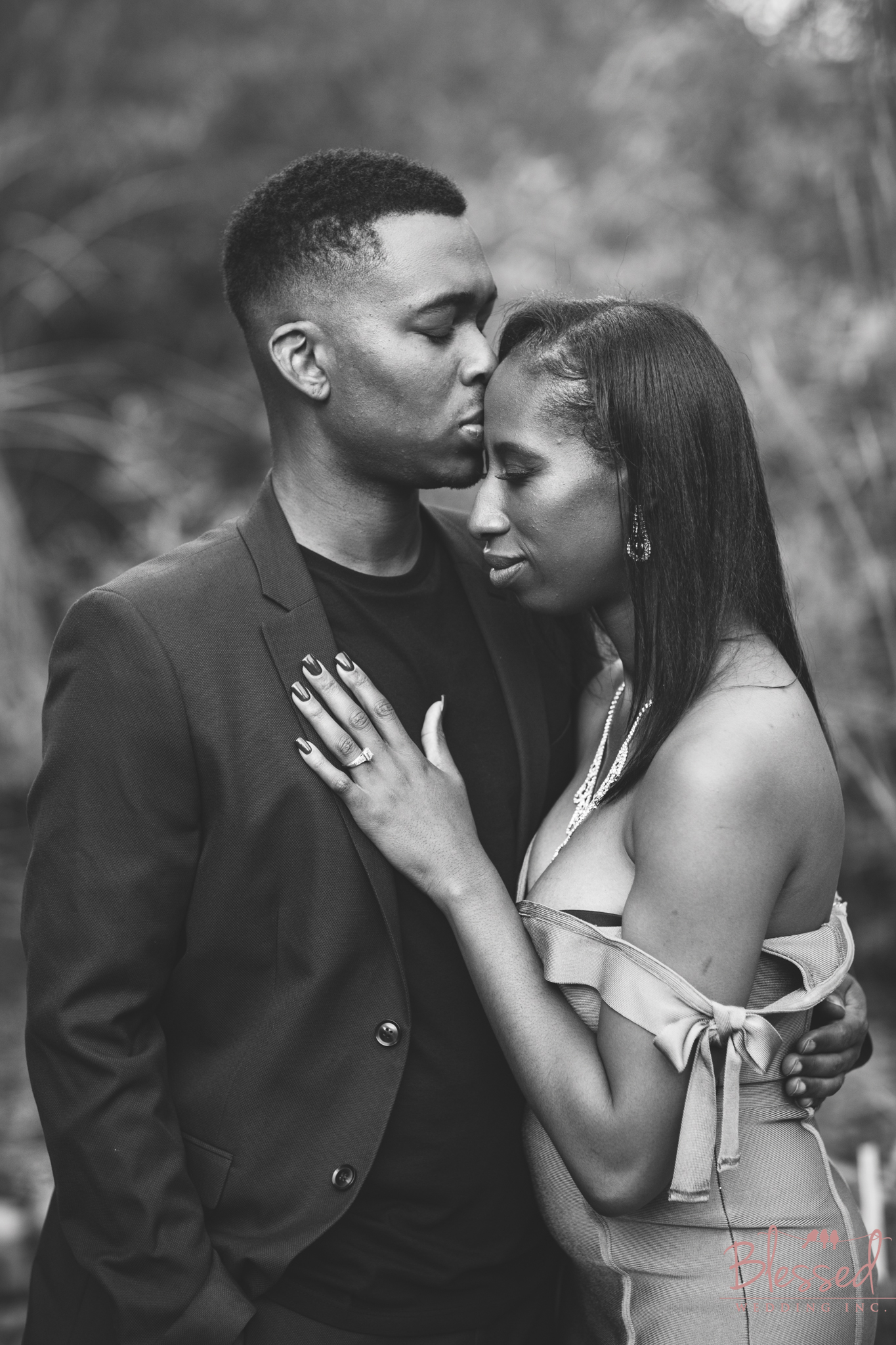 Marian Bear Park Engagement Session by Blessed Wedding Photography (24 of 25).jpg