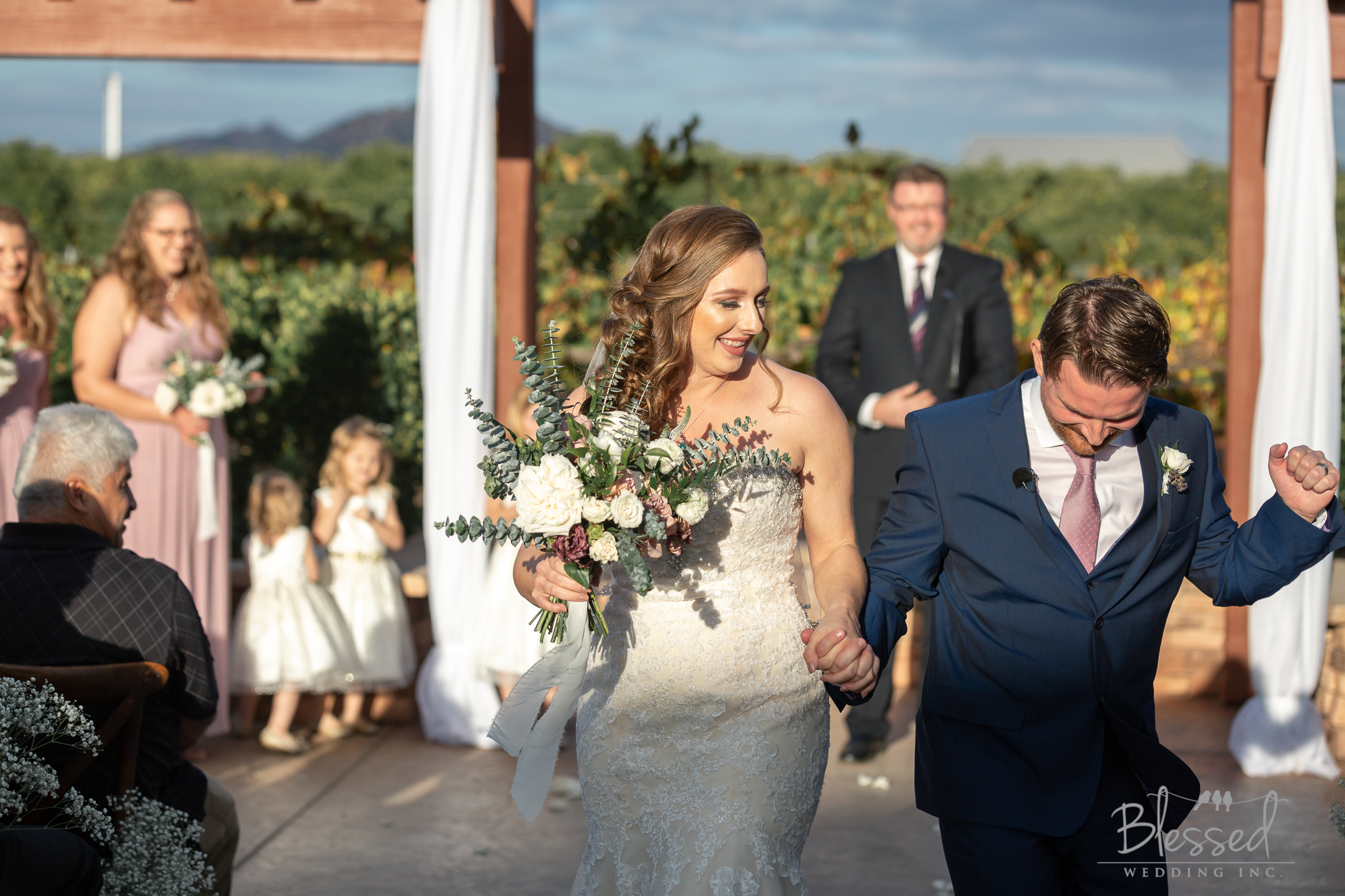 BlessedWeddingPhotography_WiensFamilyCellarsWedding (89 of 126).jpg