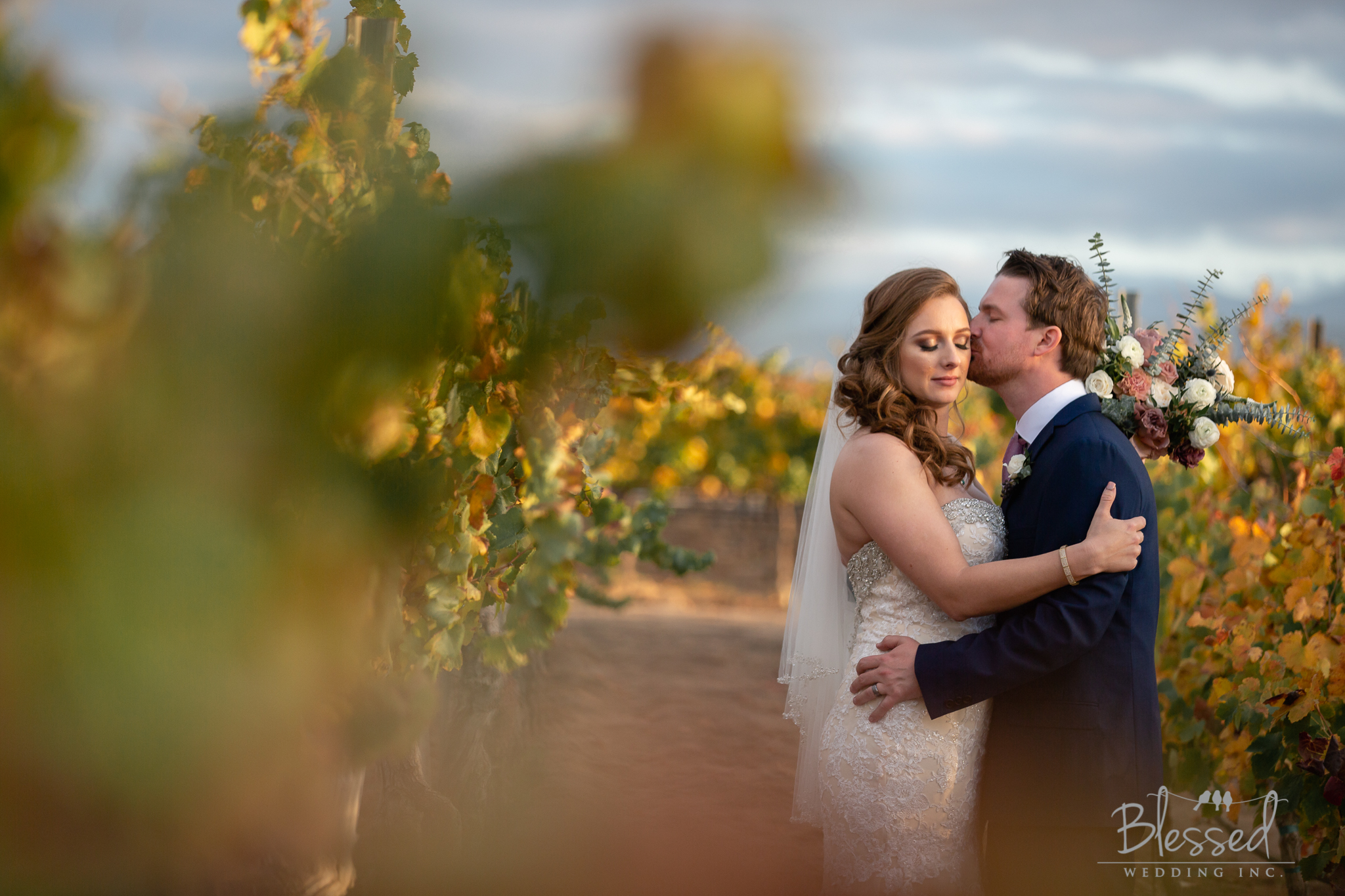 BlessedWeddingPhotography_WiensFamilyCellarsWedding (102 of 126).jpg