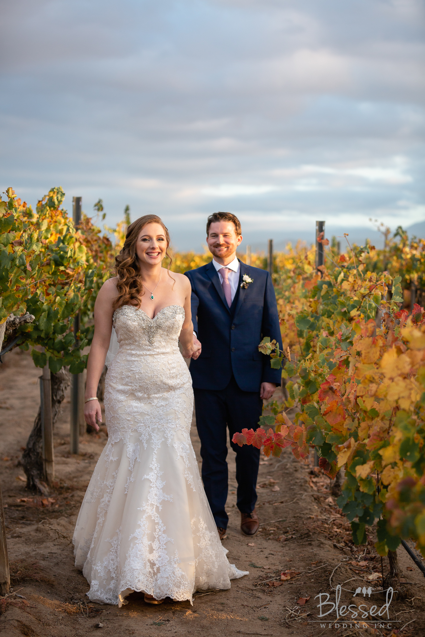 BlessedWeddingPhotography_WiensFamilyCellarsWedding (104 of 126).jpg
