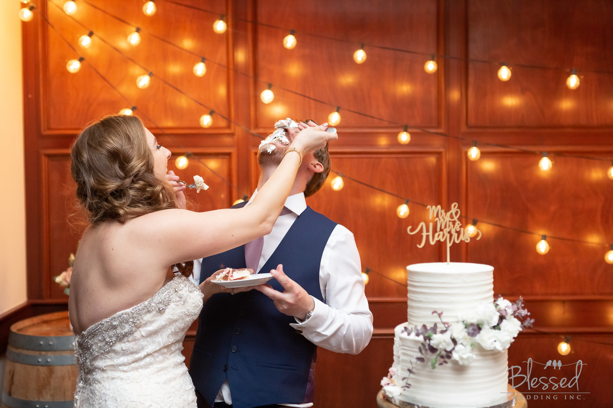 BlessedWeddingPhotography_WiensFamilyCellarsWedding (124 of 126).jpg