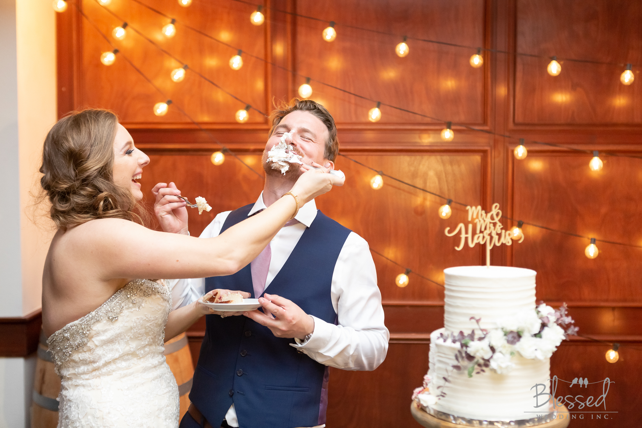 BlessedWeddingPhotography_WiensFamilyCellarsWedding (125 of 126).jpg