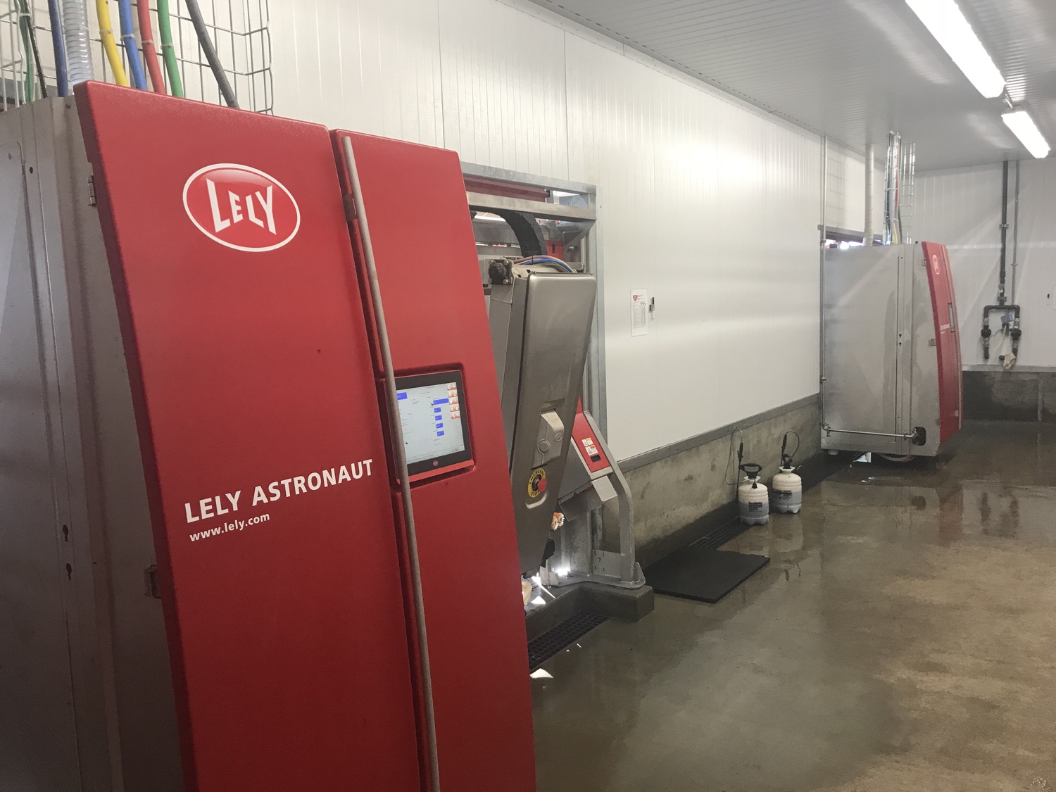 Lely Robot Room.jpg