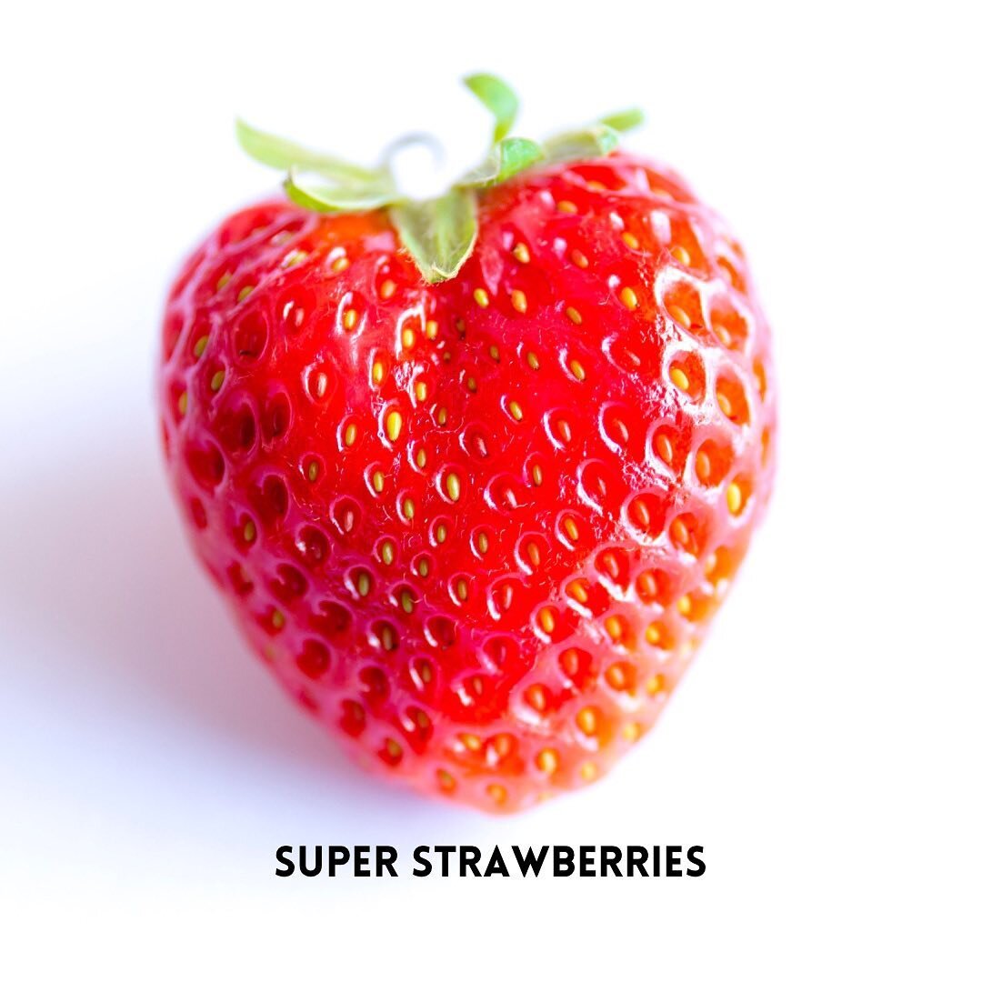 🍓Super Strawberries 🍓 

🍓 Strawberries are considered both sweet and sour in TCM, meaning they&rsquo;re both nourishing and astringent, and are known to improve the appetite. 

🍓 Strawberries nourish the Liver and Kidneys in TCM, helping general 