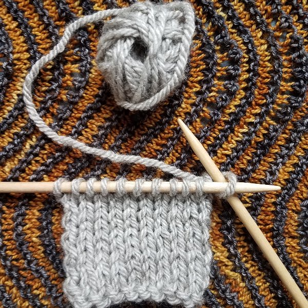 Online Continental and Combination Knitting (on demand
