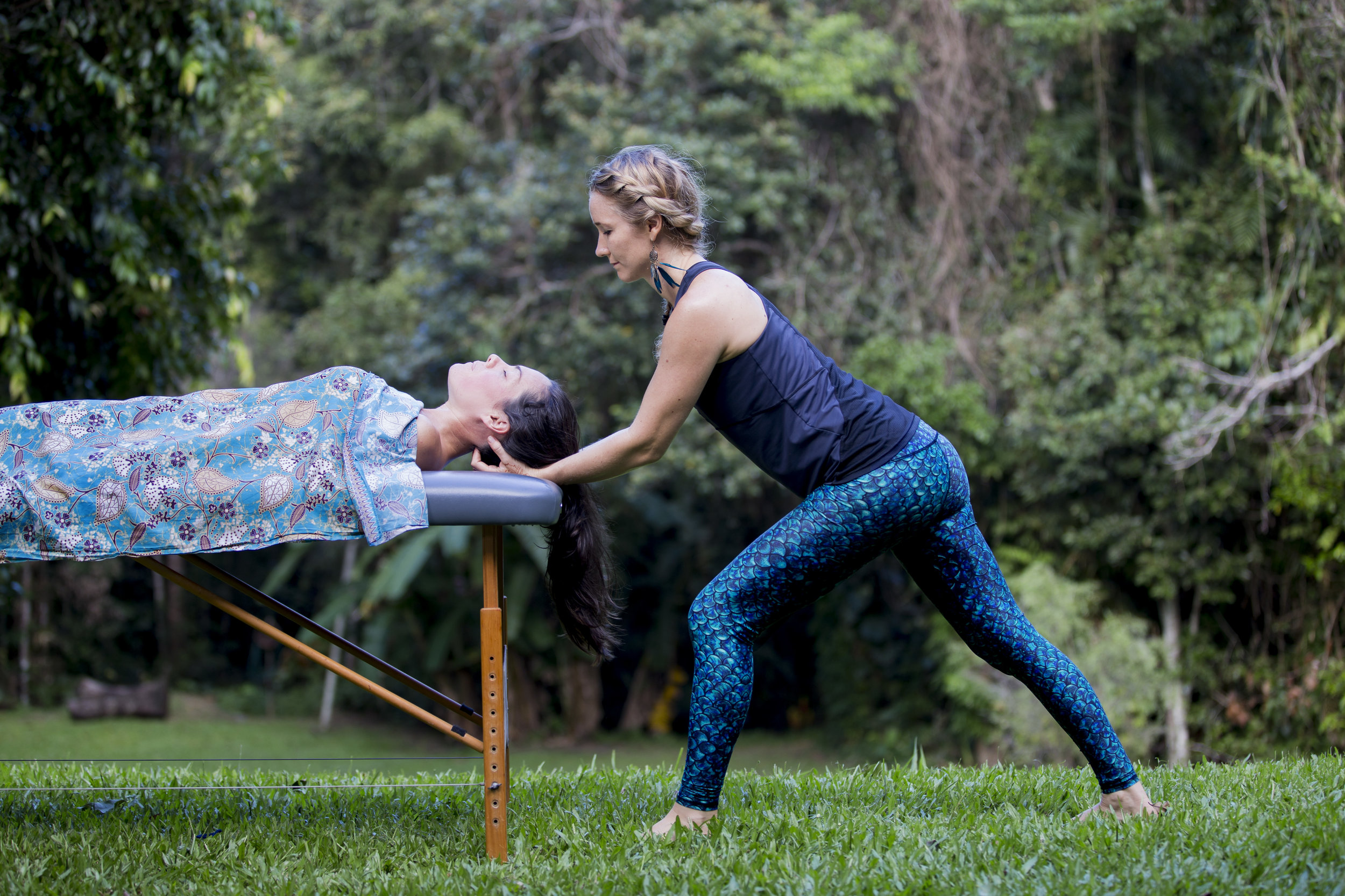 Cairns woman recieves Kahuna massage in rainforest at Body Solace Kuranda from Erin Reece 048.jpg