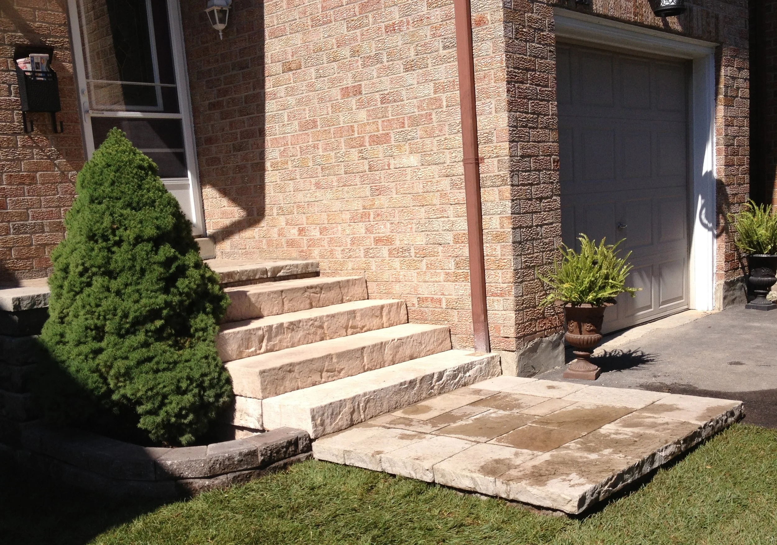 Front Entrance 11.JPG