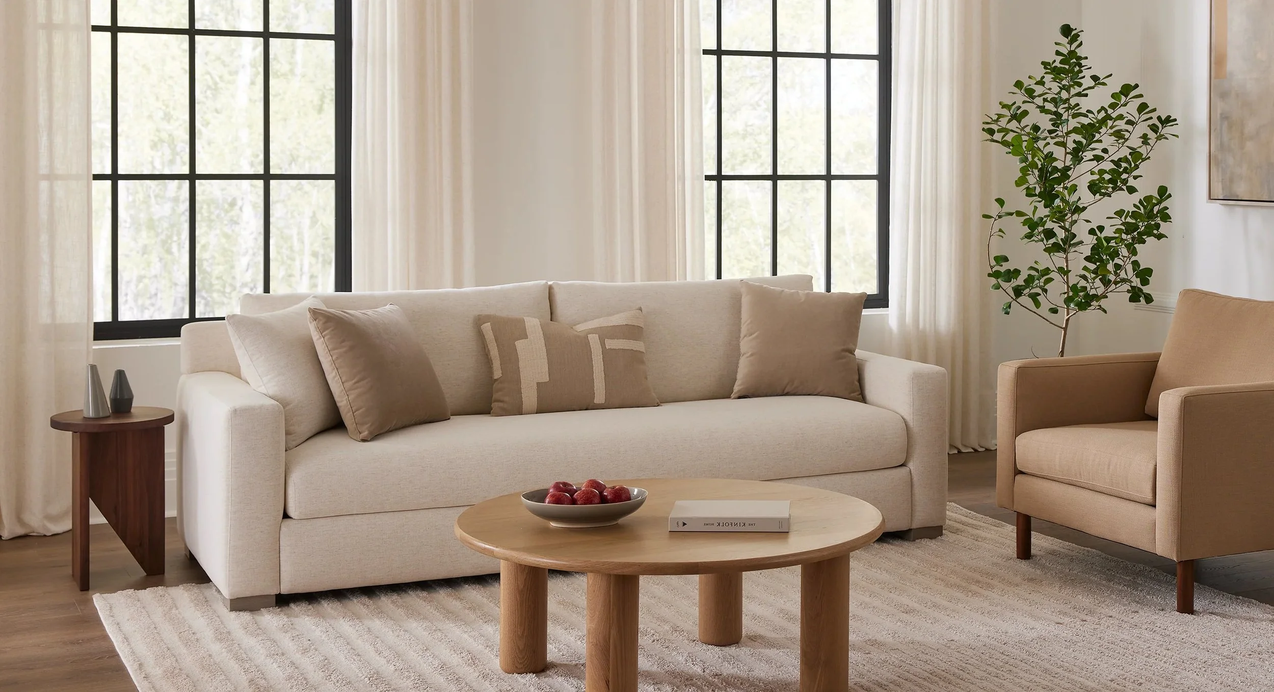 Catalina_Bench_Sofa_Lifestyle_1_2560x.jpeg